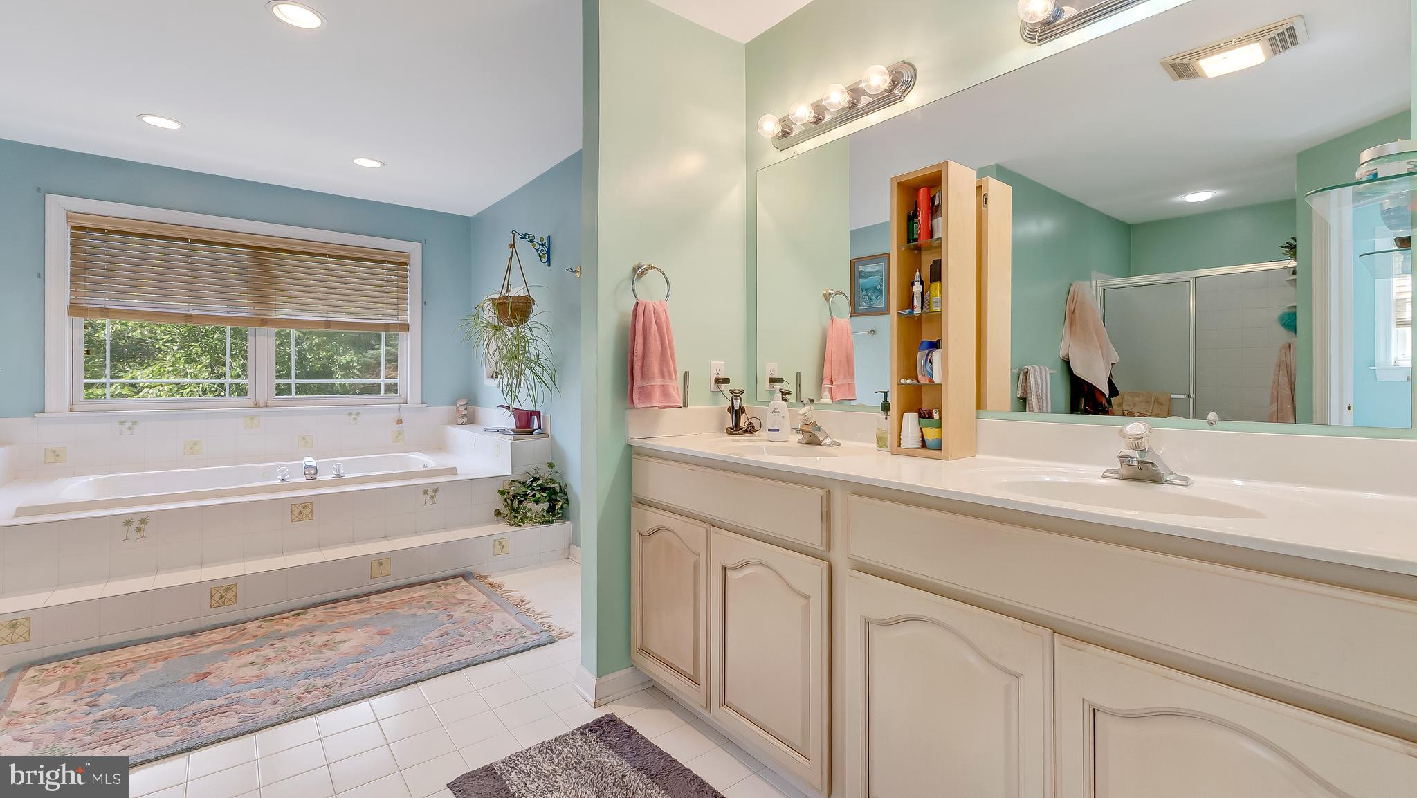 HARLEYSVILLE - Residential