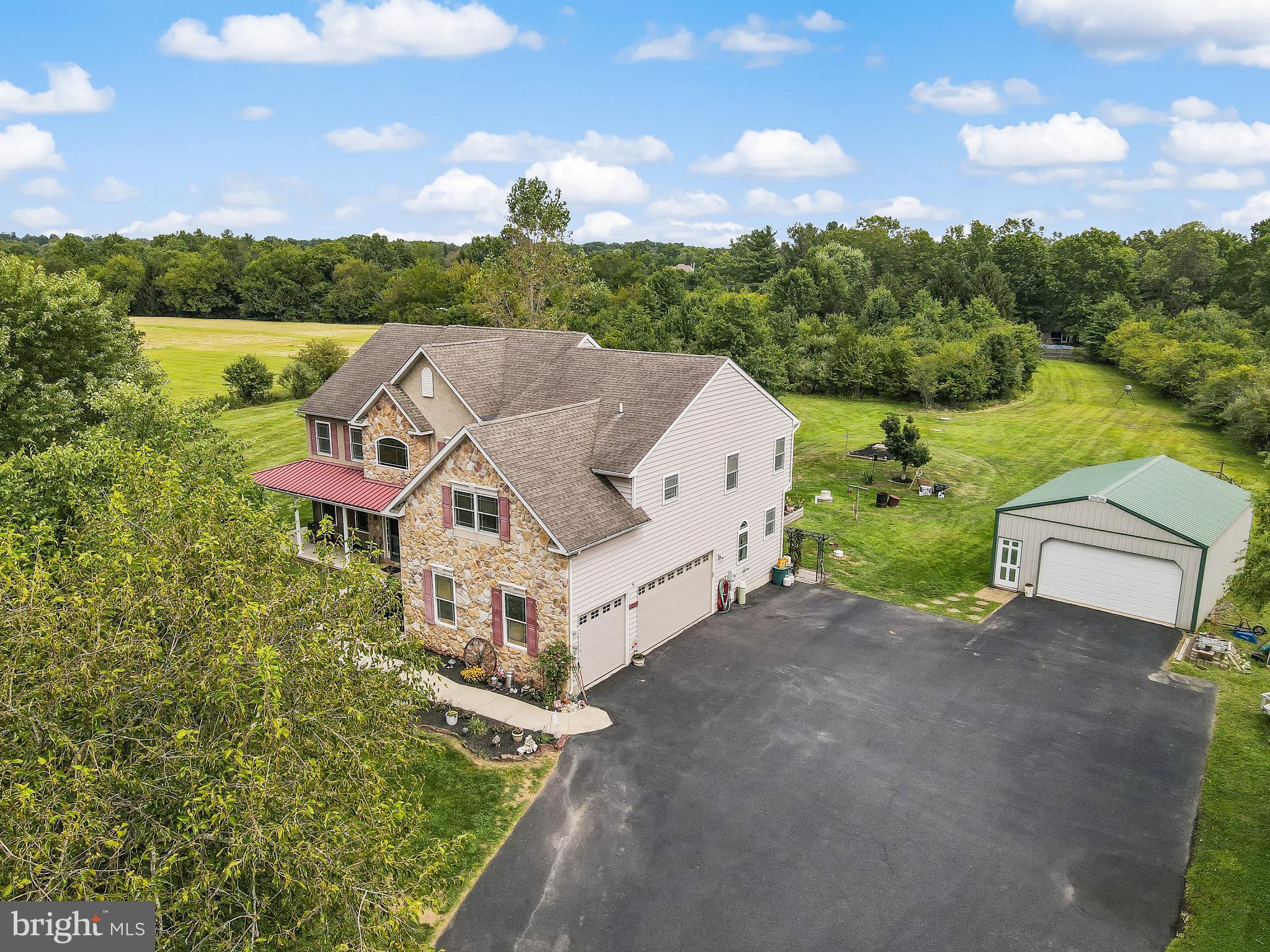 HARLEYSVILLE - Residential