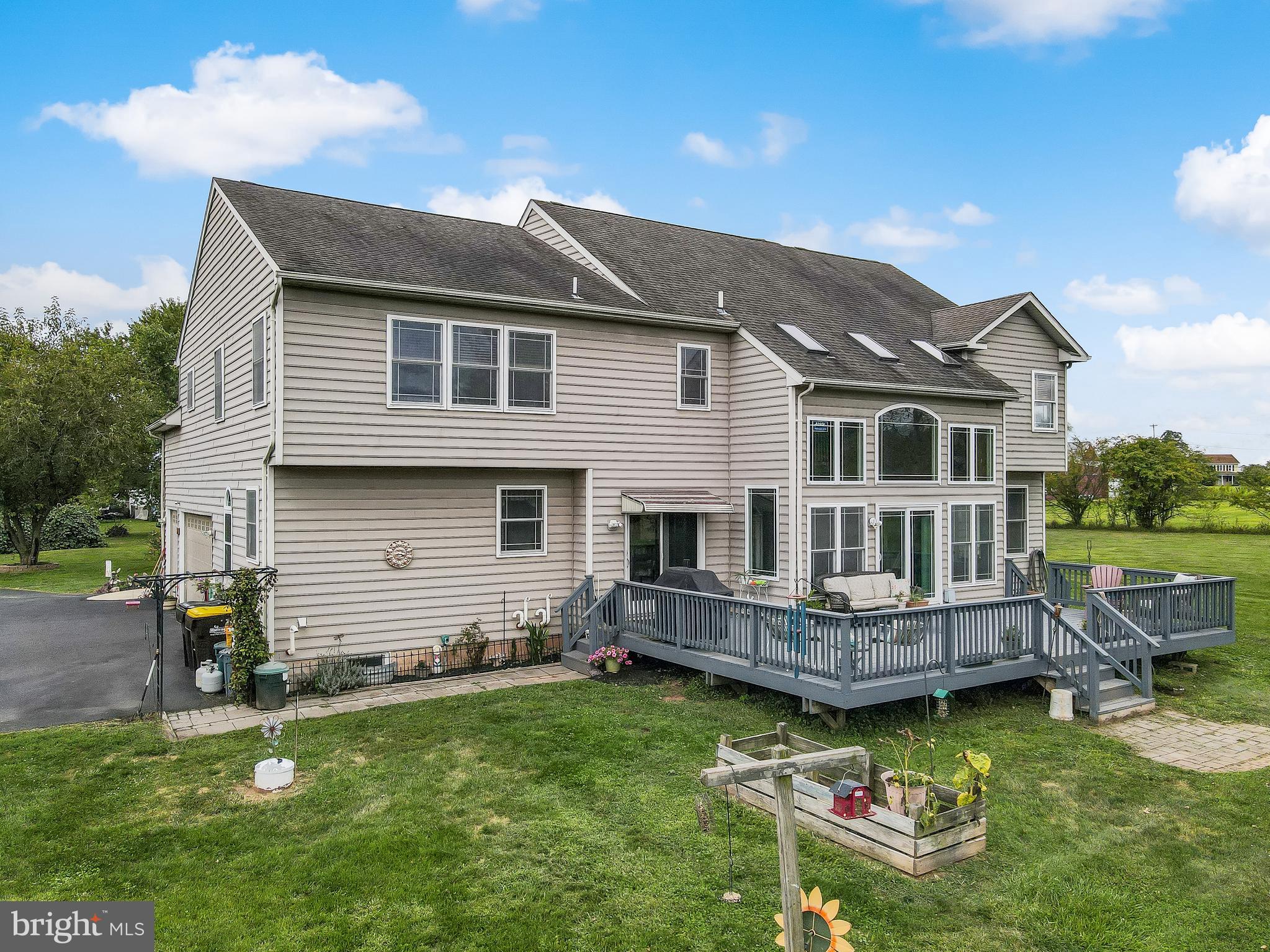 HARLEYSVILLE - Residential