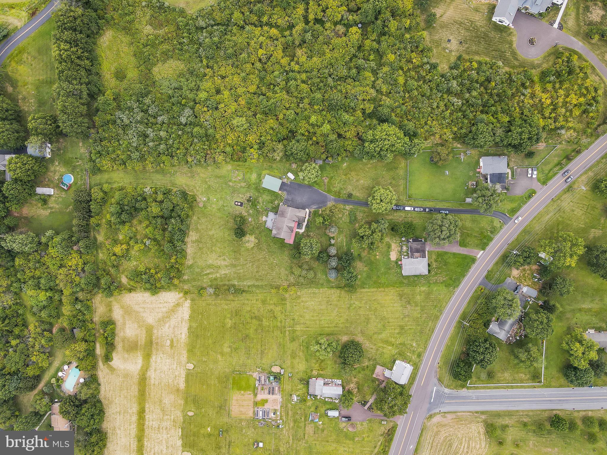 HARLEYSVILLE - Residential