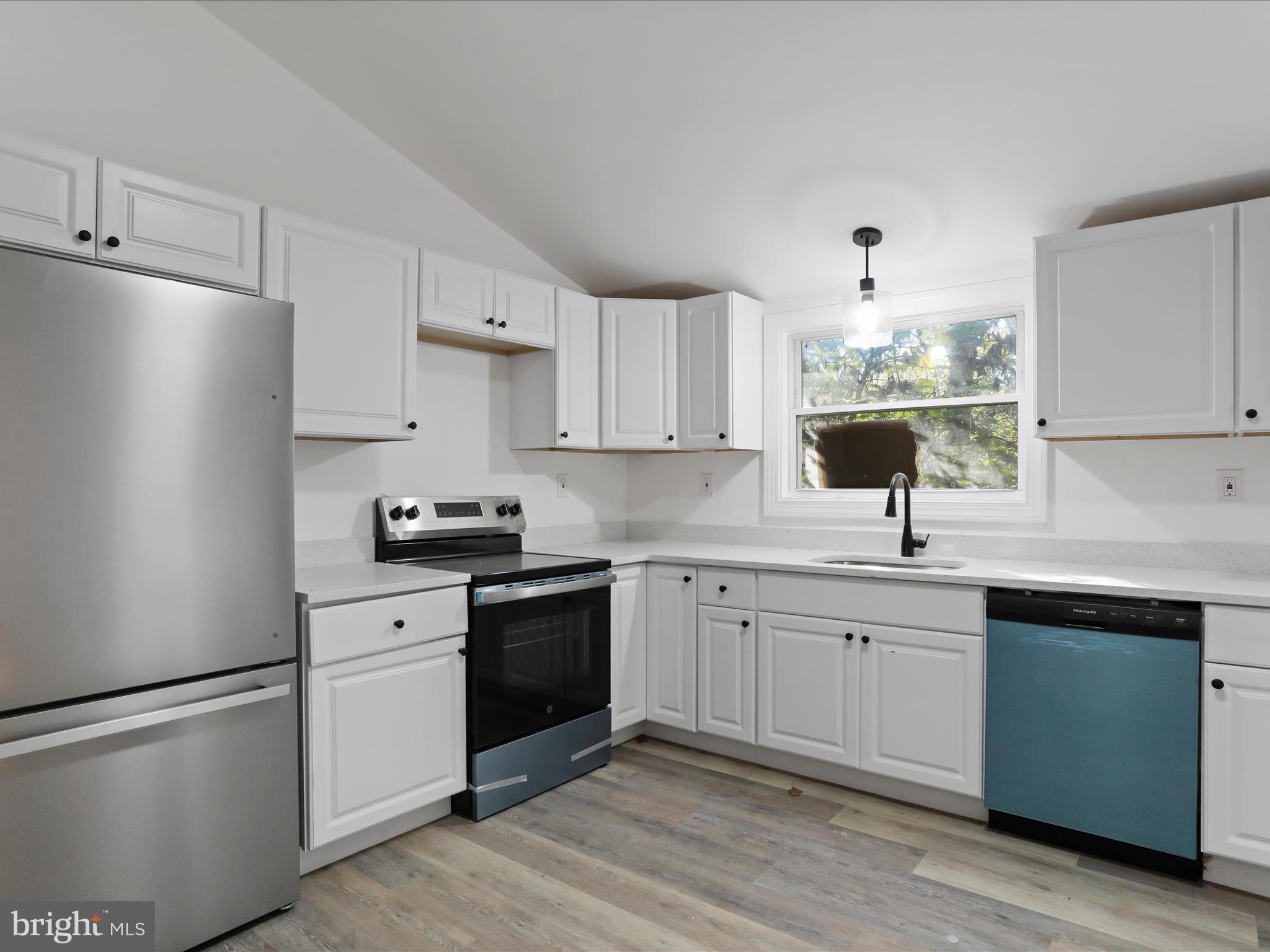 SLEEPY HOLLOW - Residential