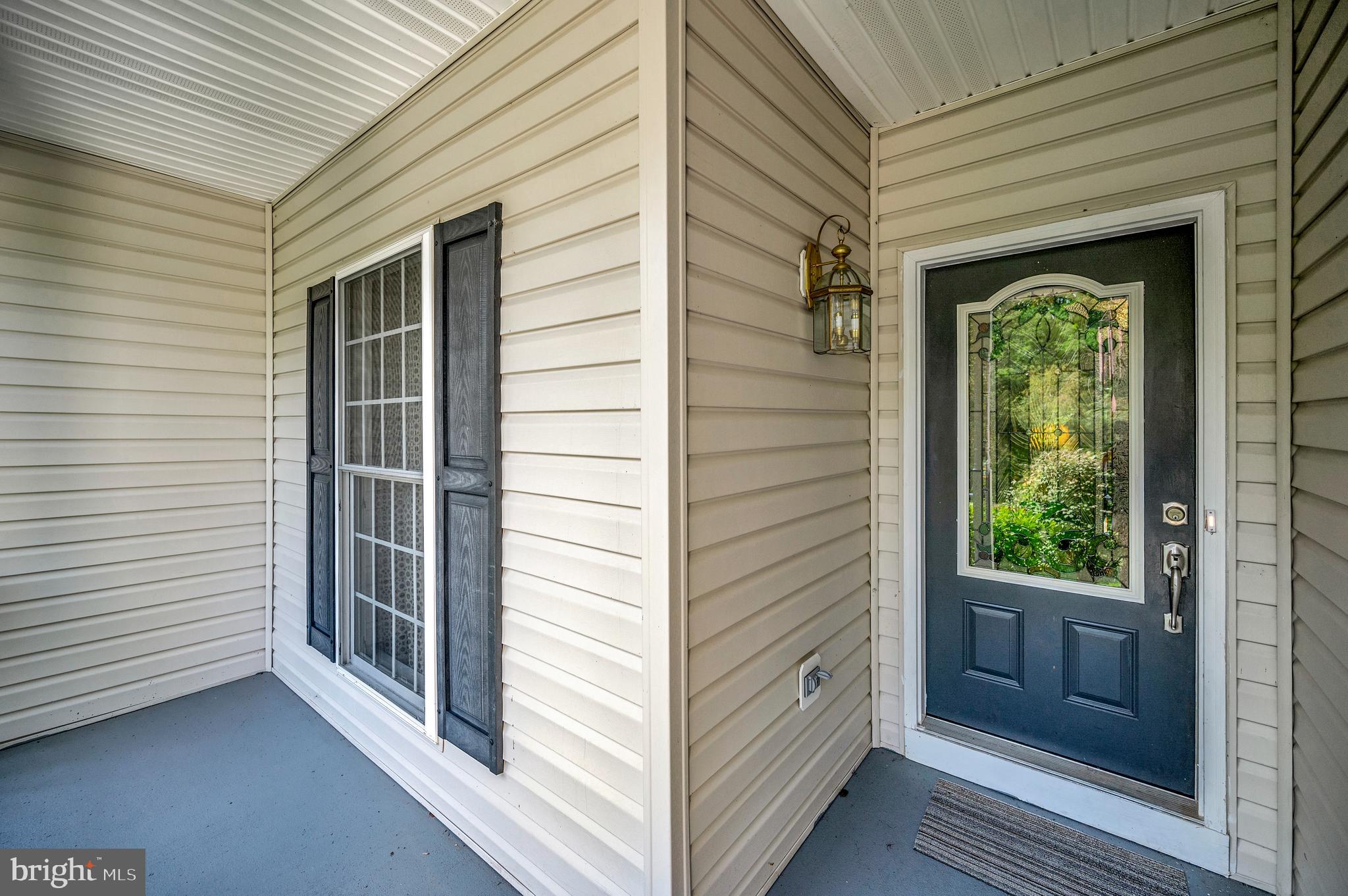 411 LAKEVIEW PARKWAY