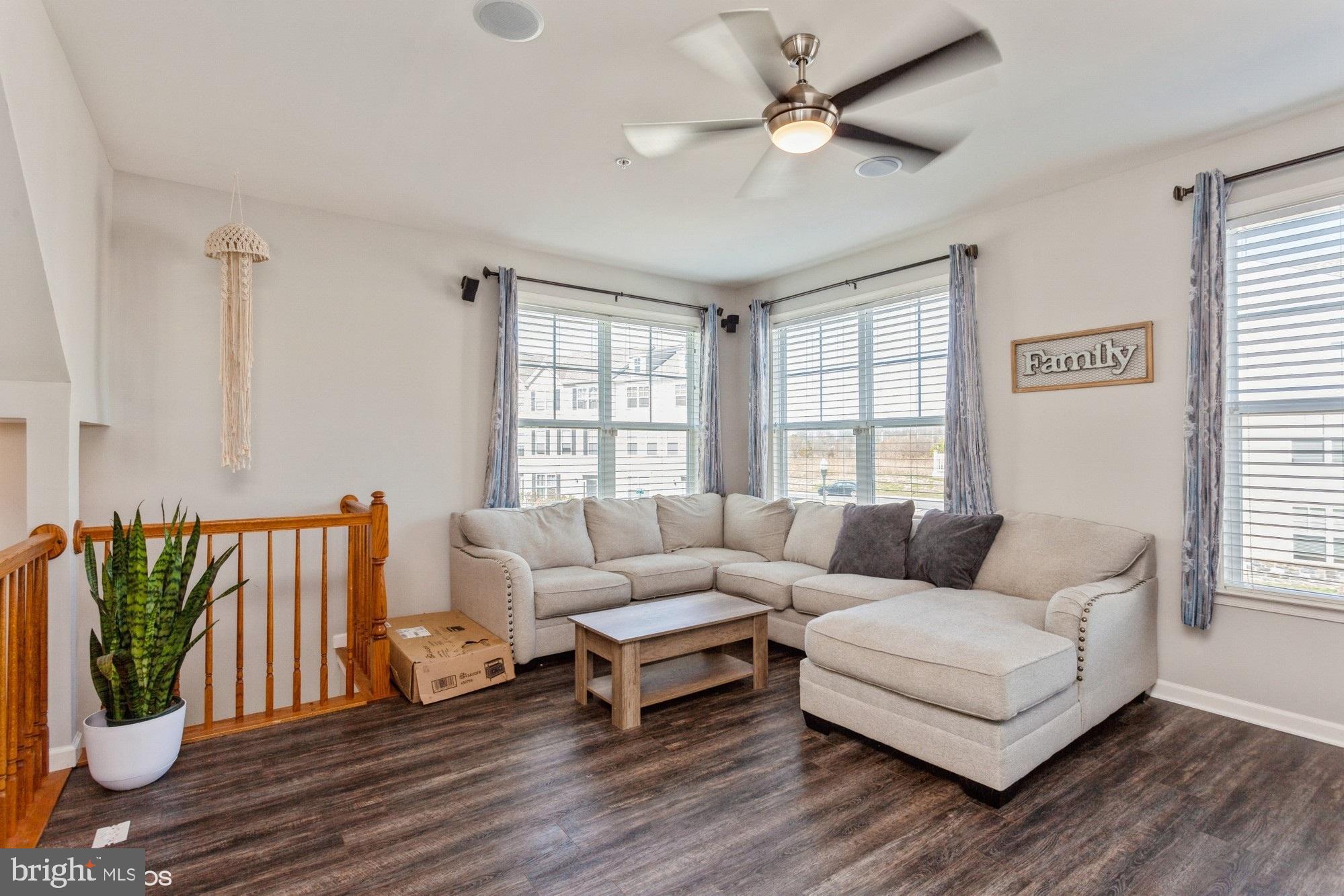 ELLENDALE - Residential