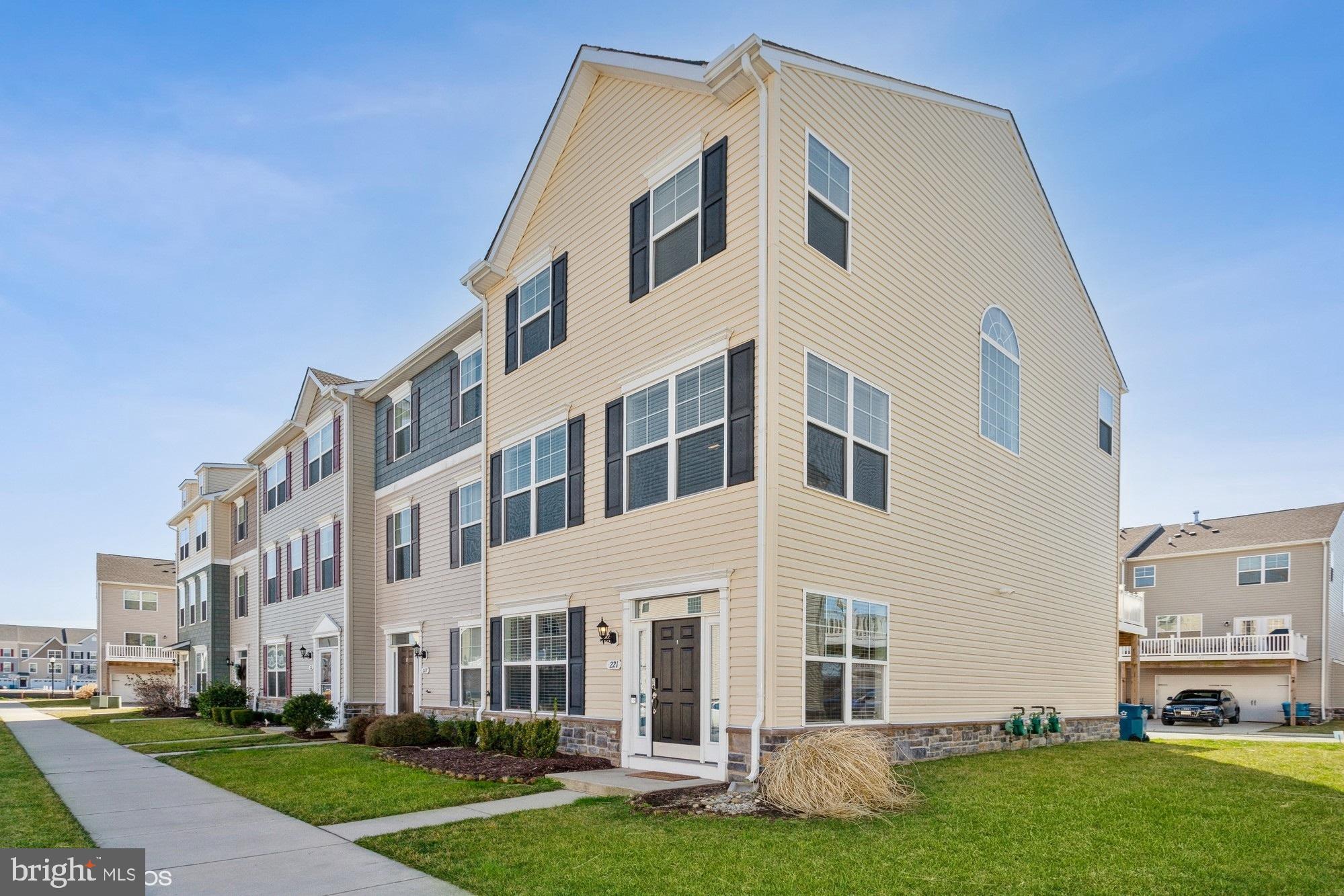 ELLENDALE - Residential