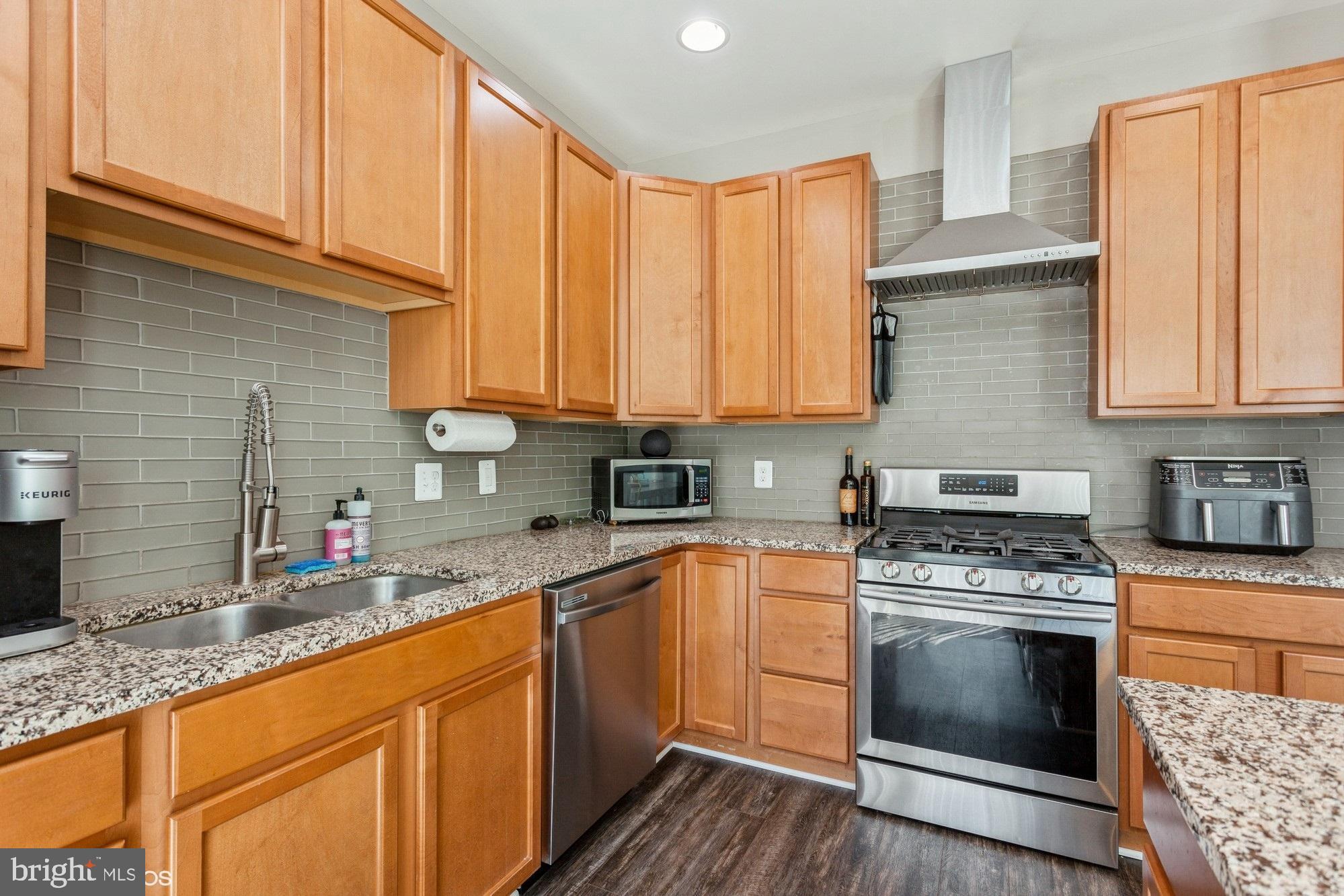 ELLENDALE - Residential