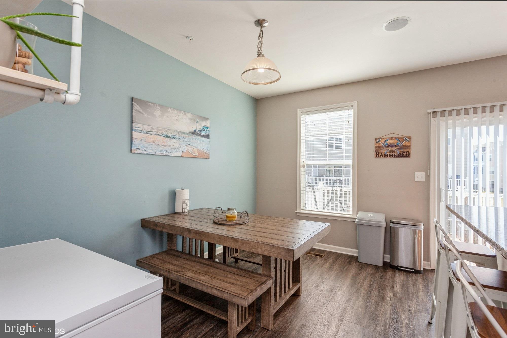 ELLENDALE - Residential