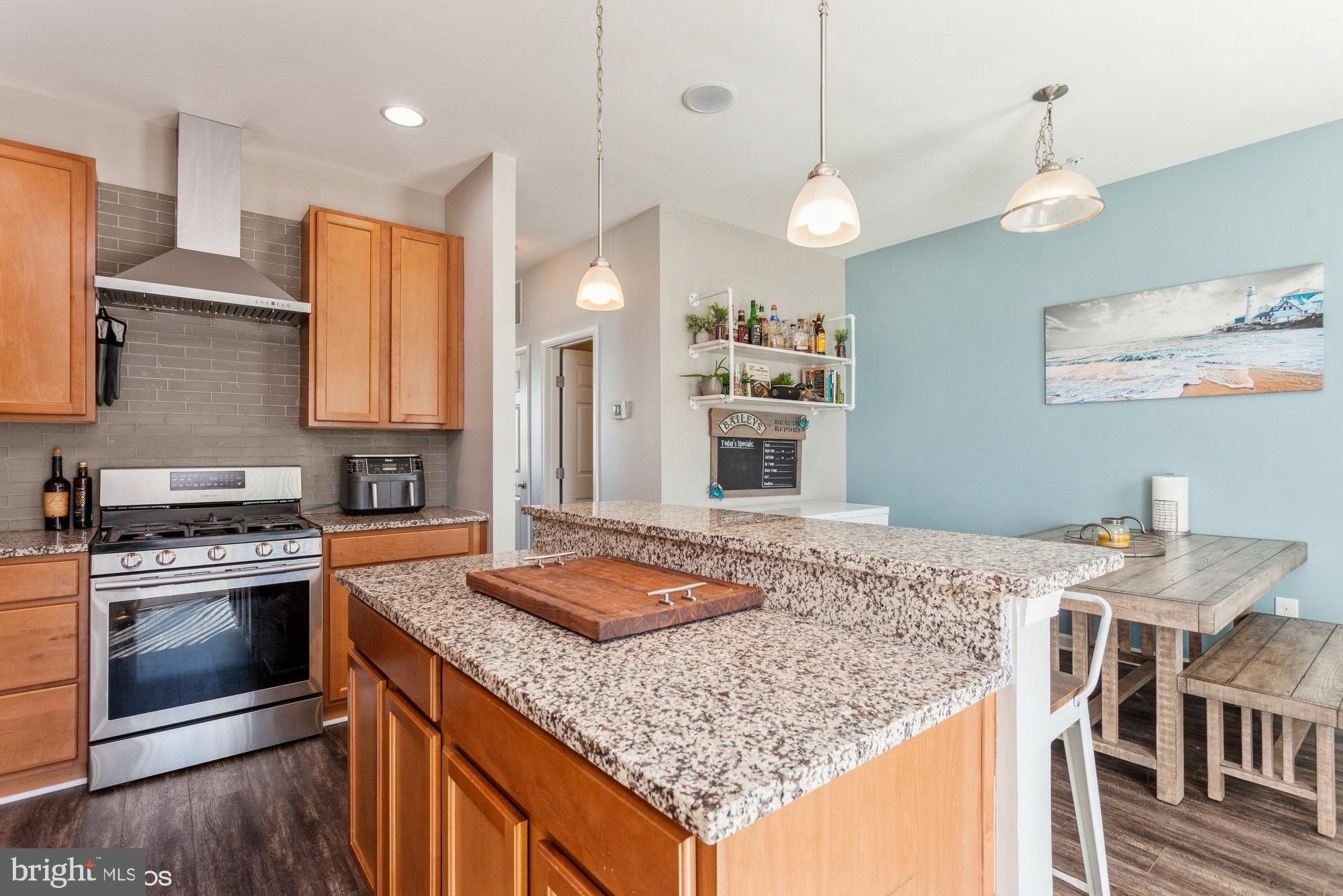 ELLENDALE - Residential