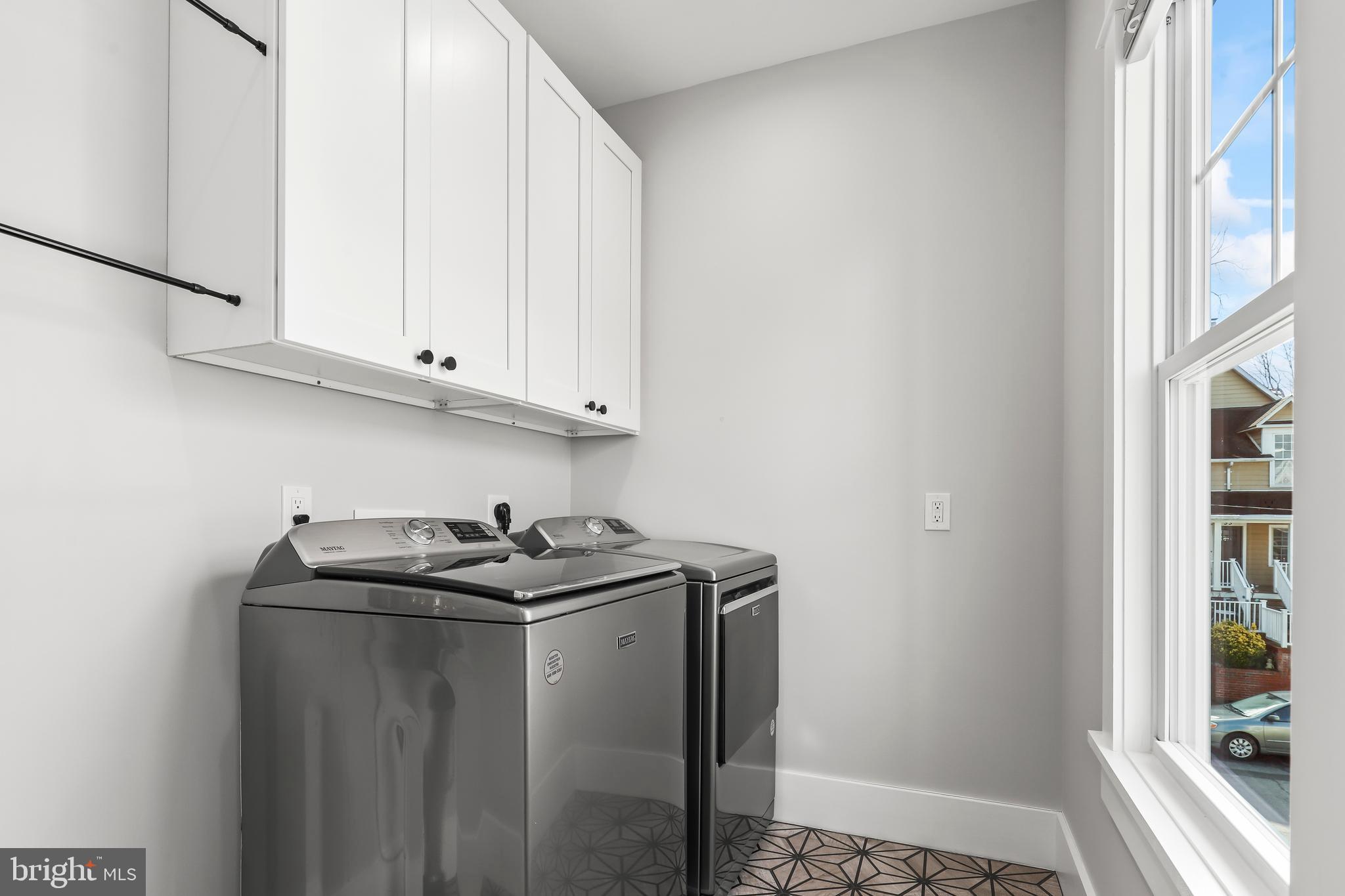 ROSEMONT - Residential