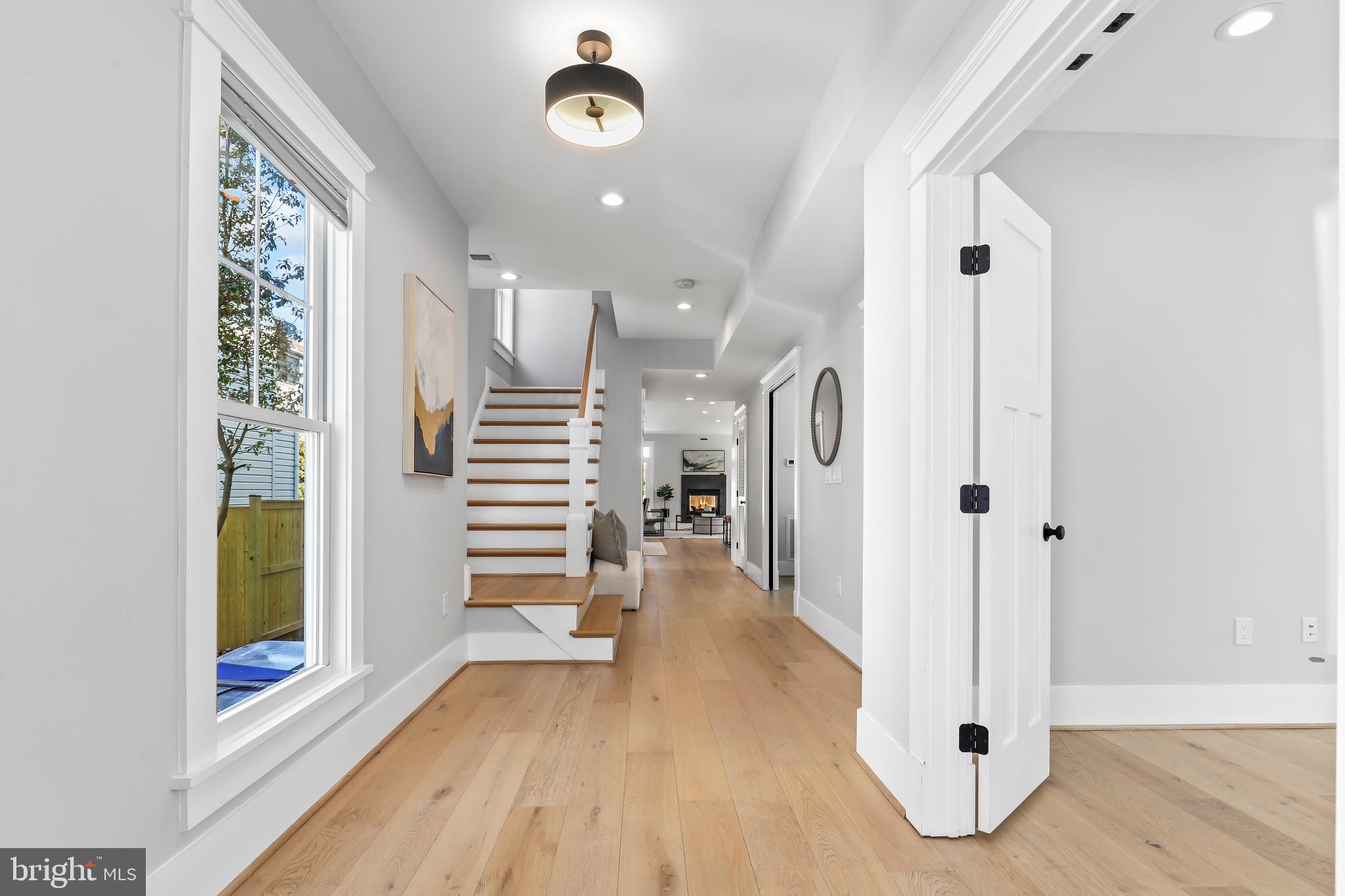 ROSEMONT - Residential