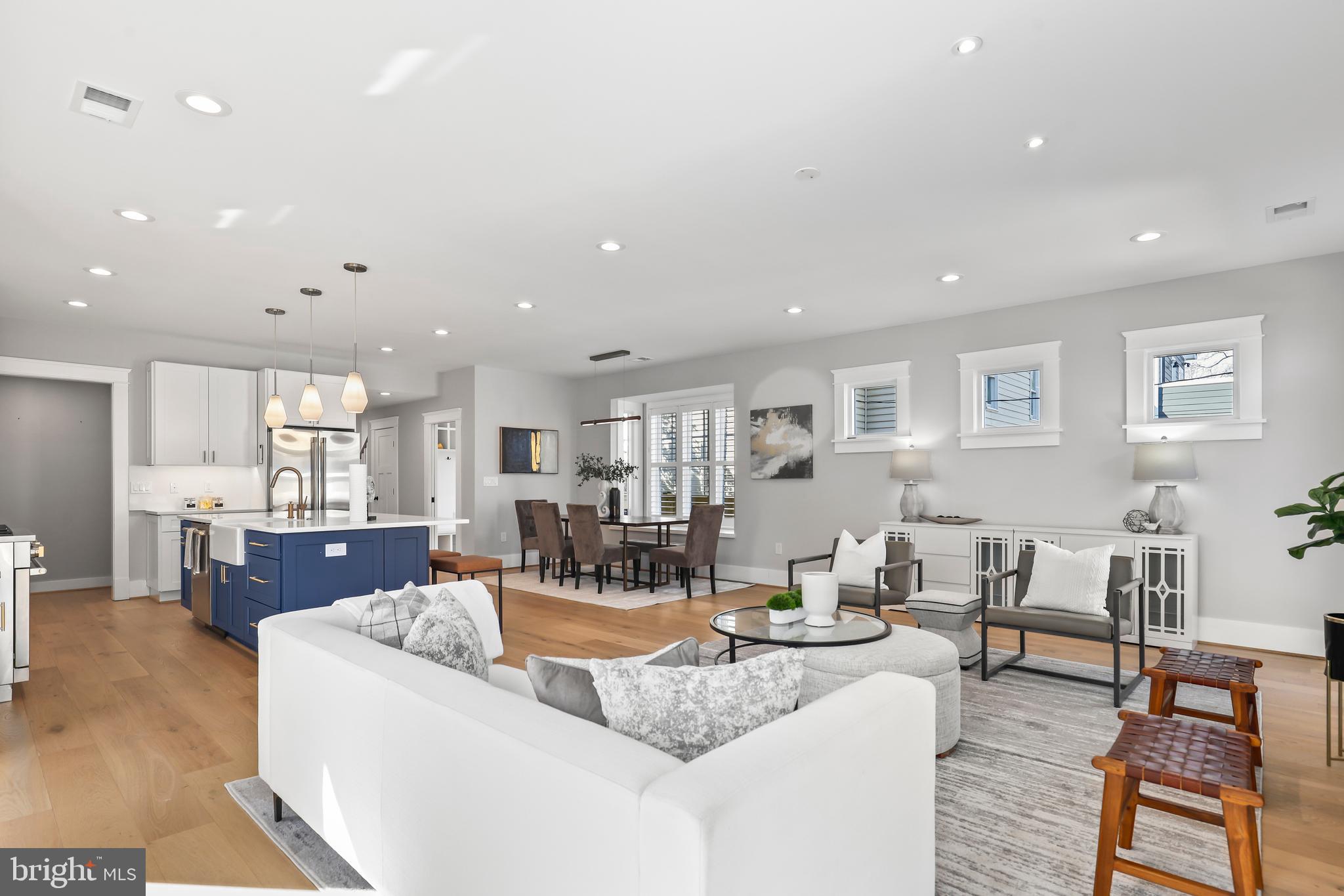 ROSEMONT - Residential