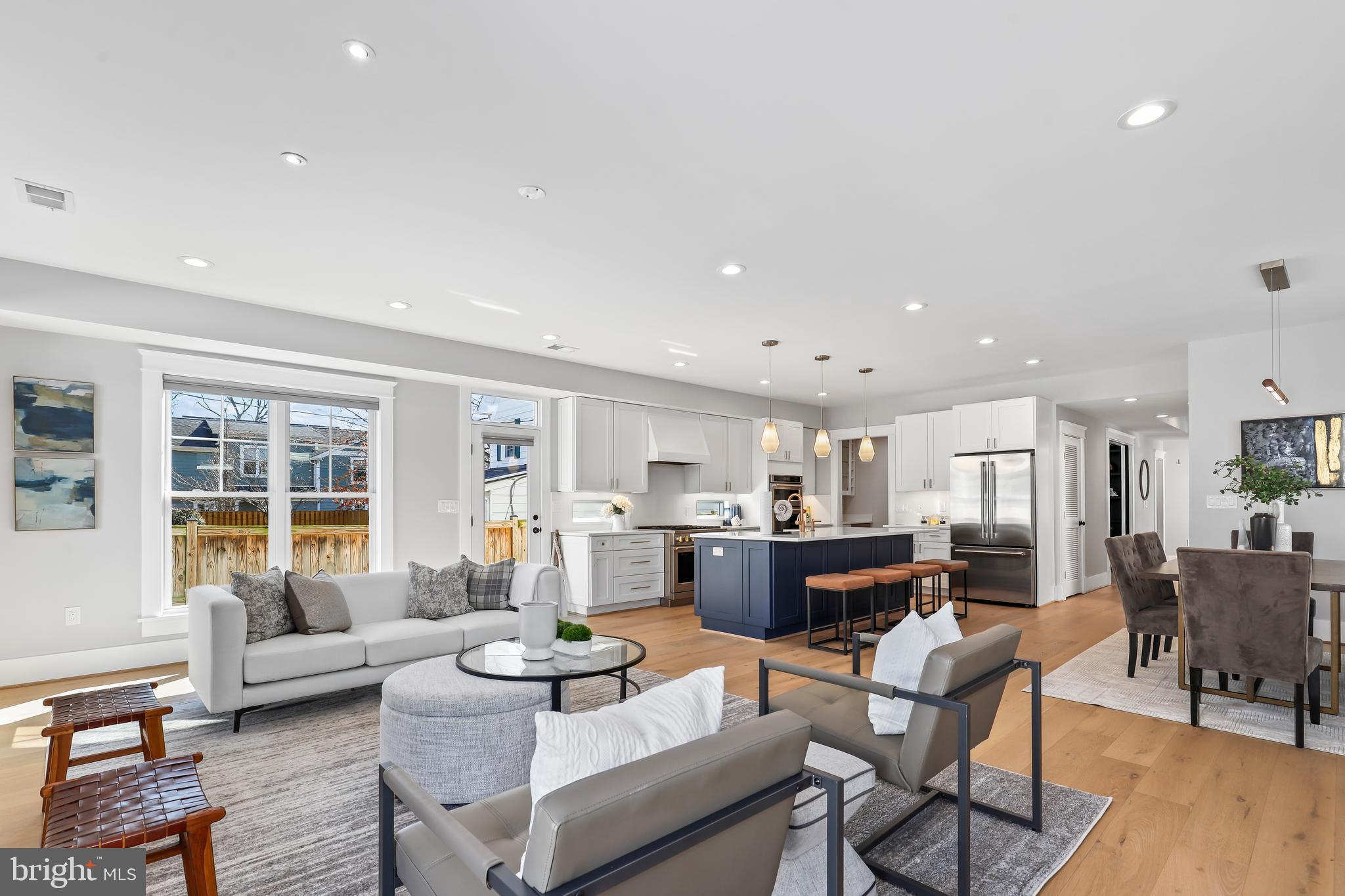 ROSEMONT - Residential