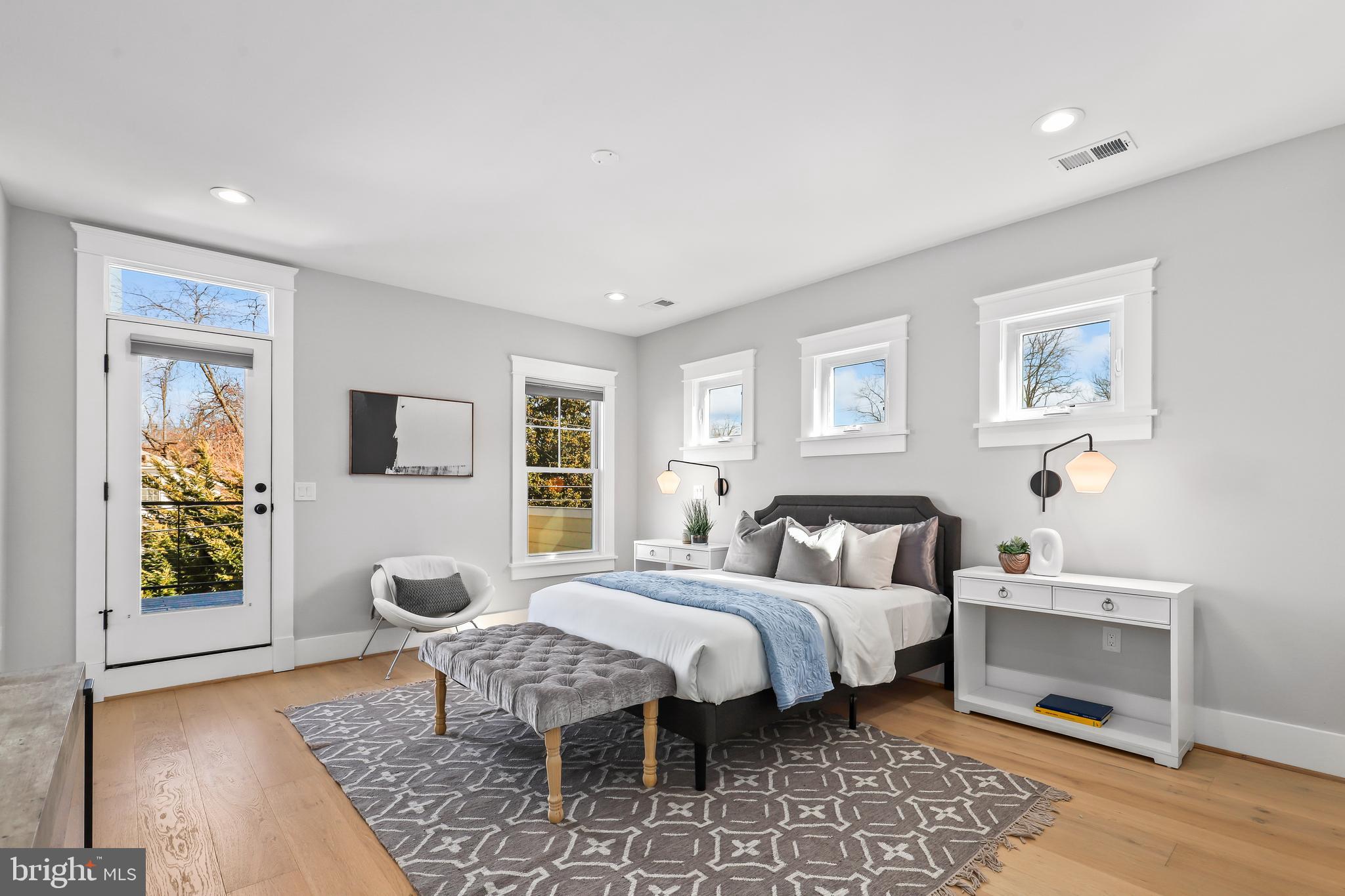 ROSEMONT - Residential