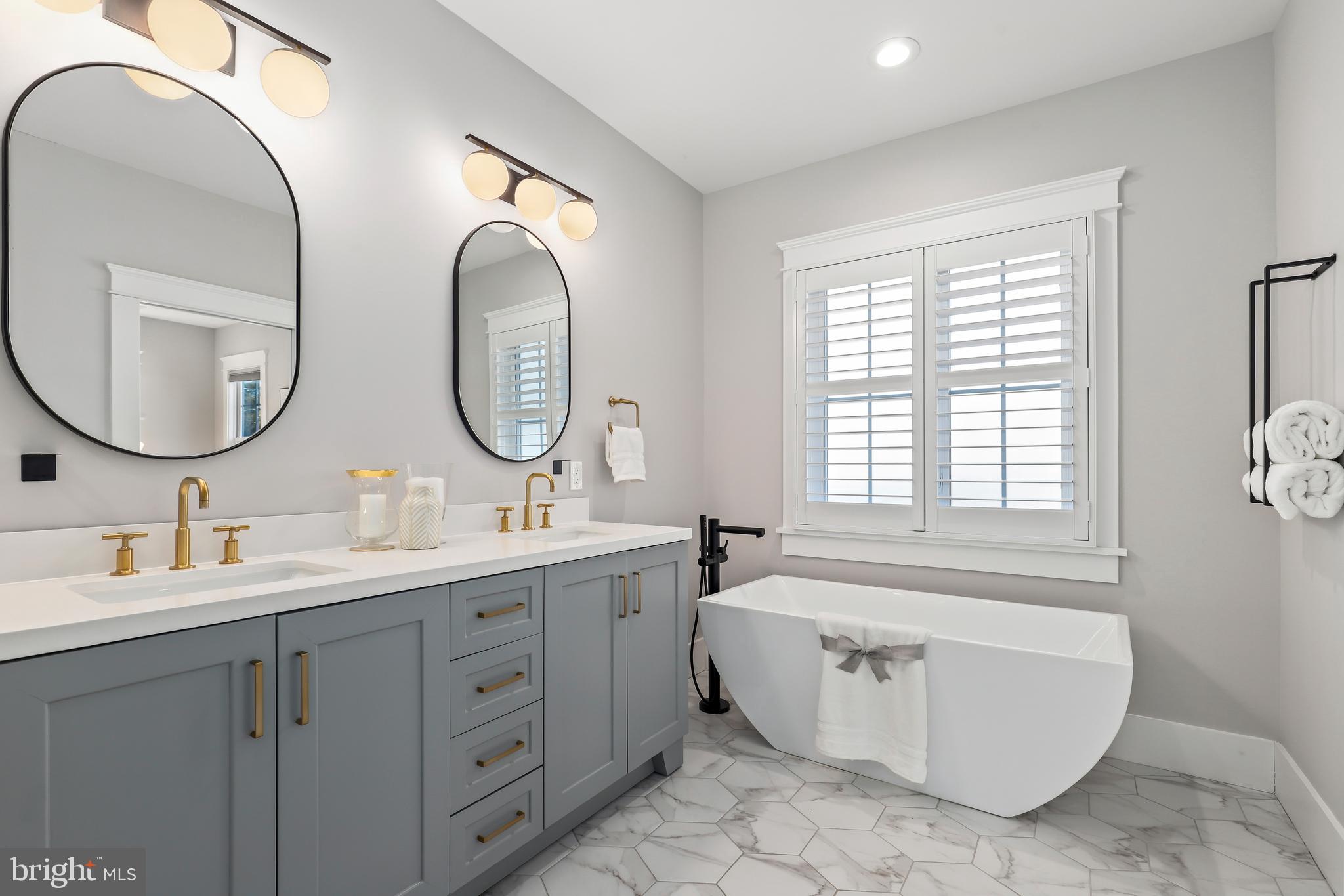 ROSEMONT - Residential