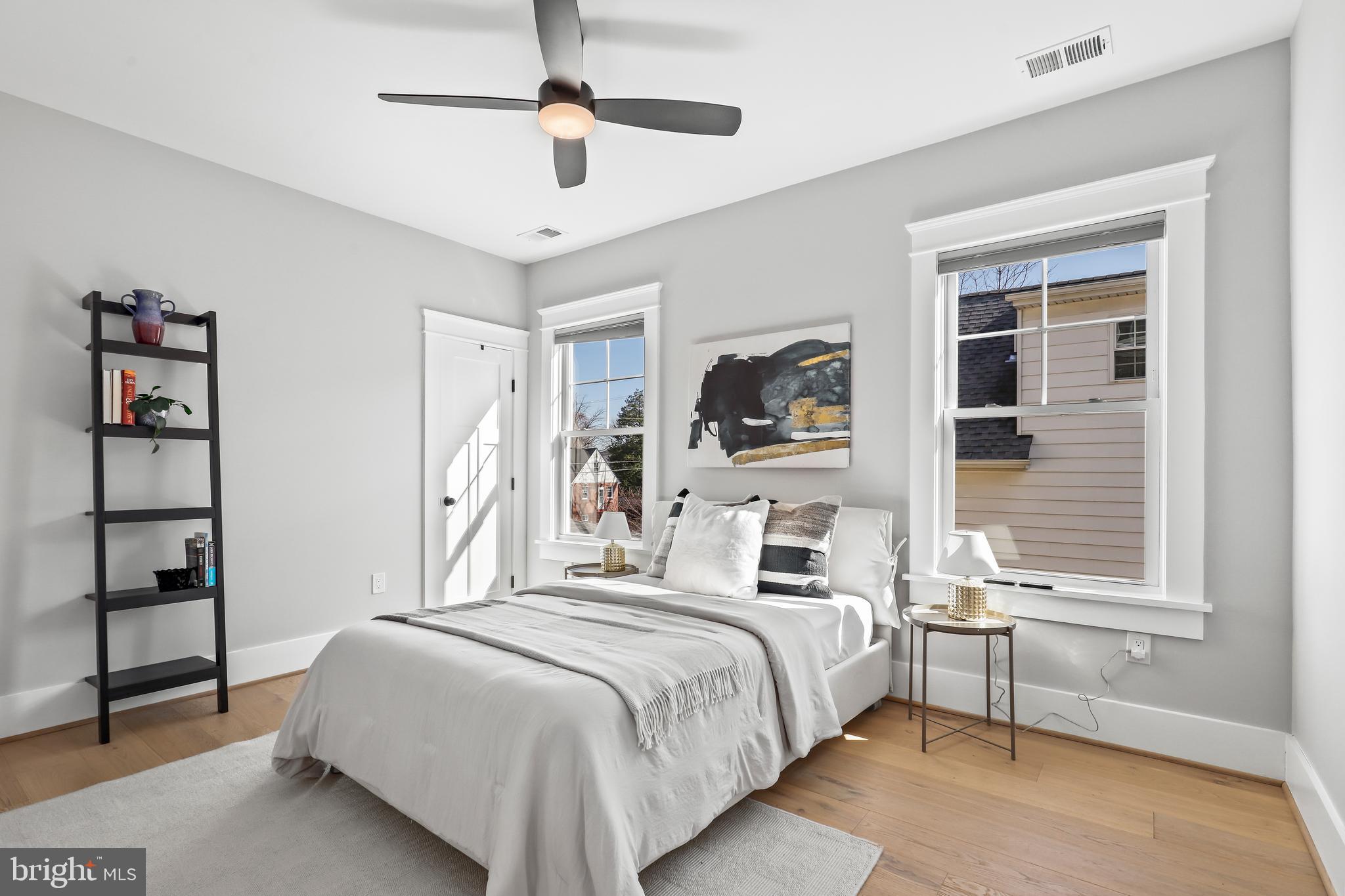 ROSEMONT - Residential