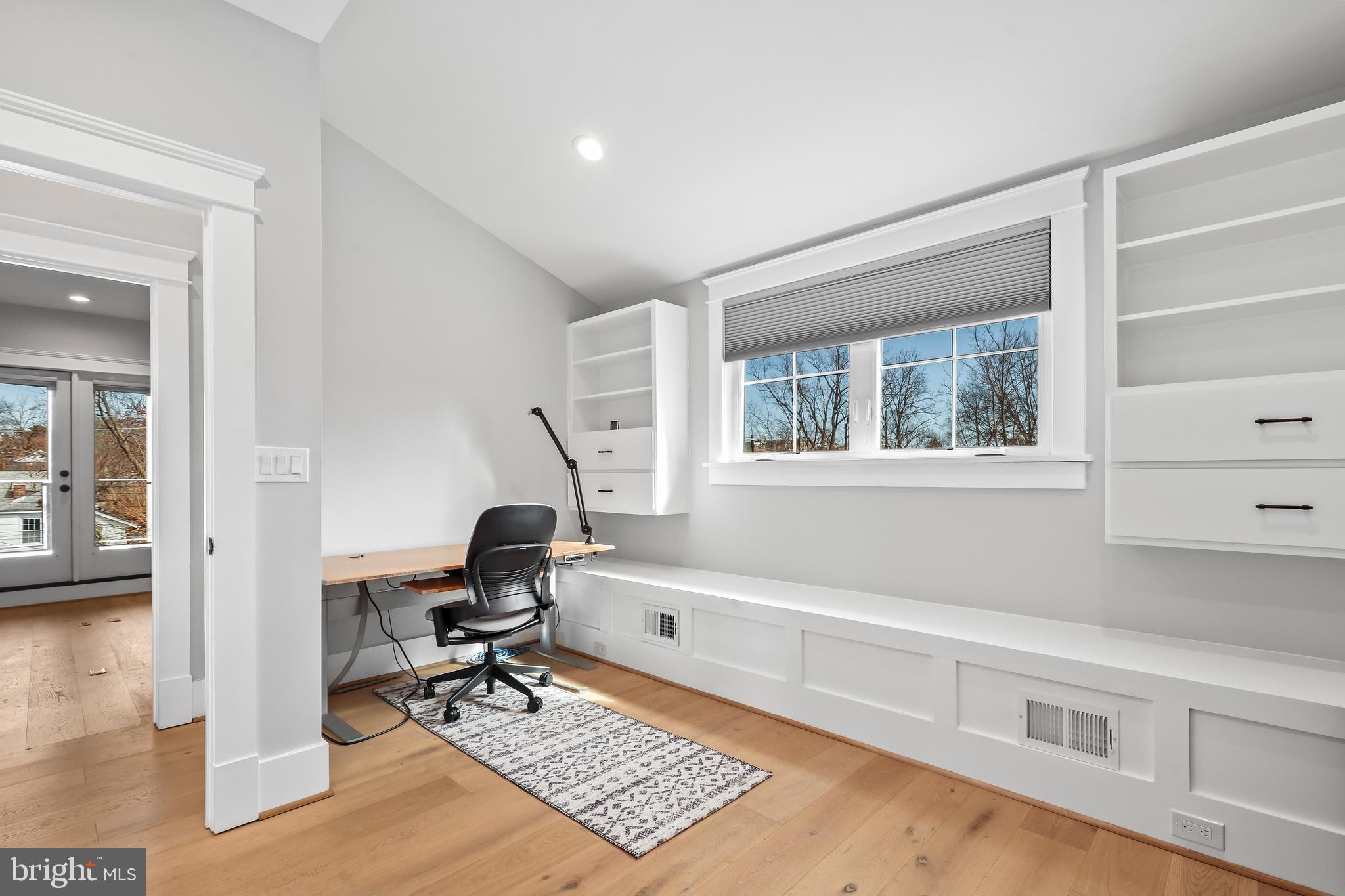 ROSEMONT - Residential