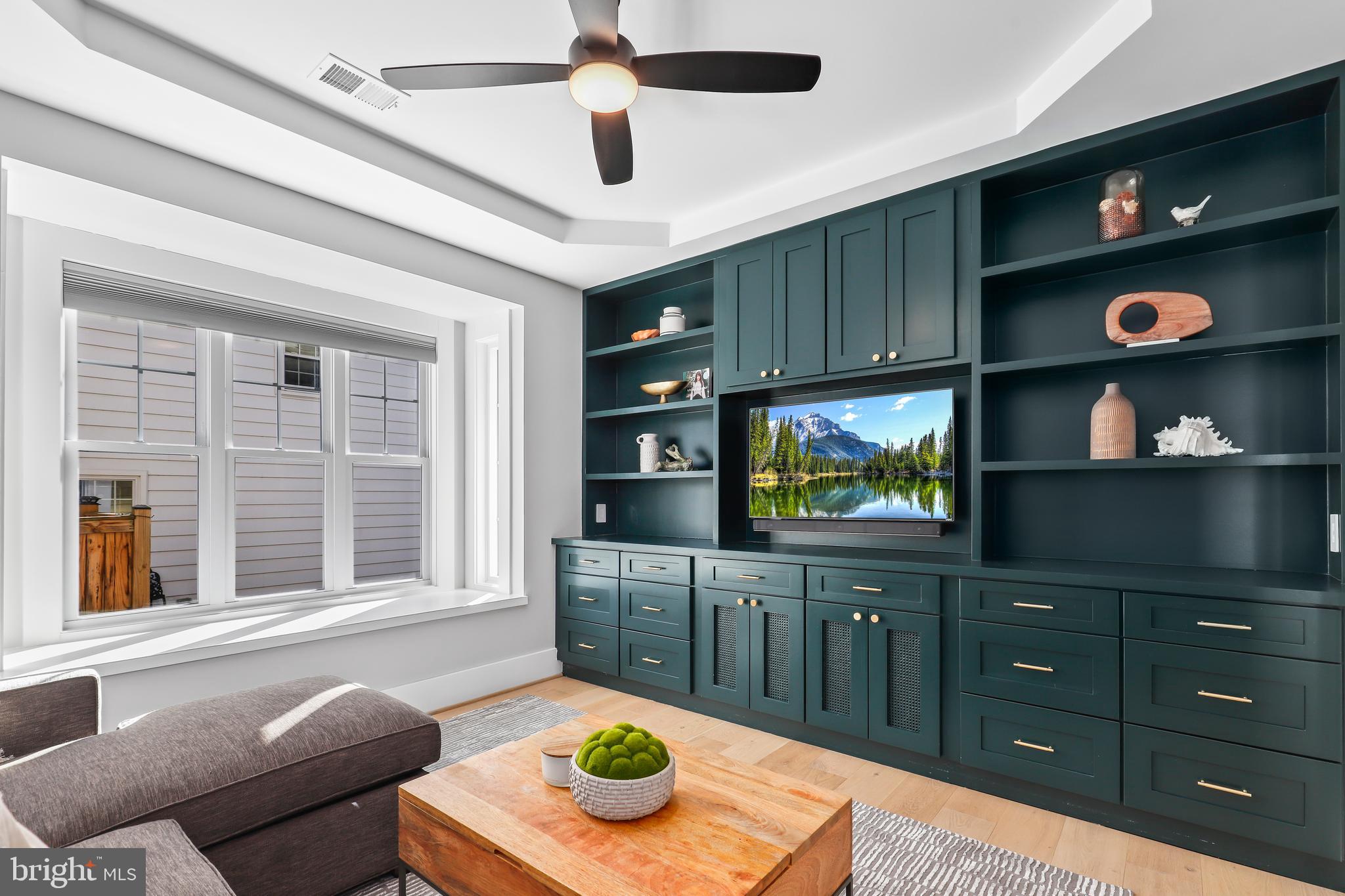 ROSEMONT - Residential