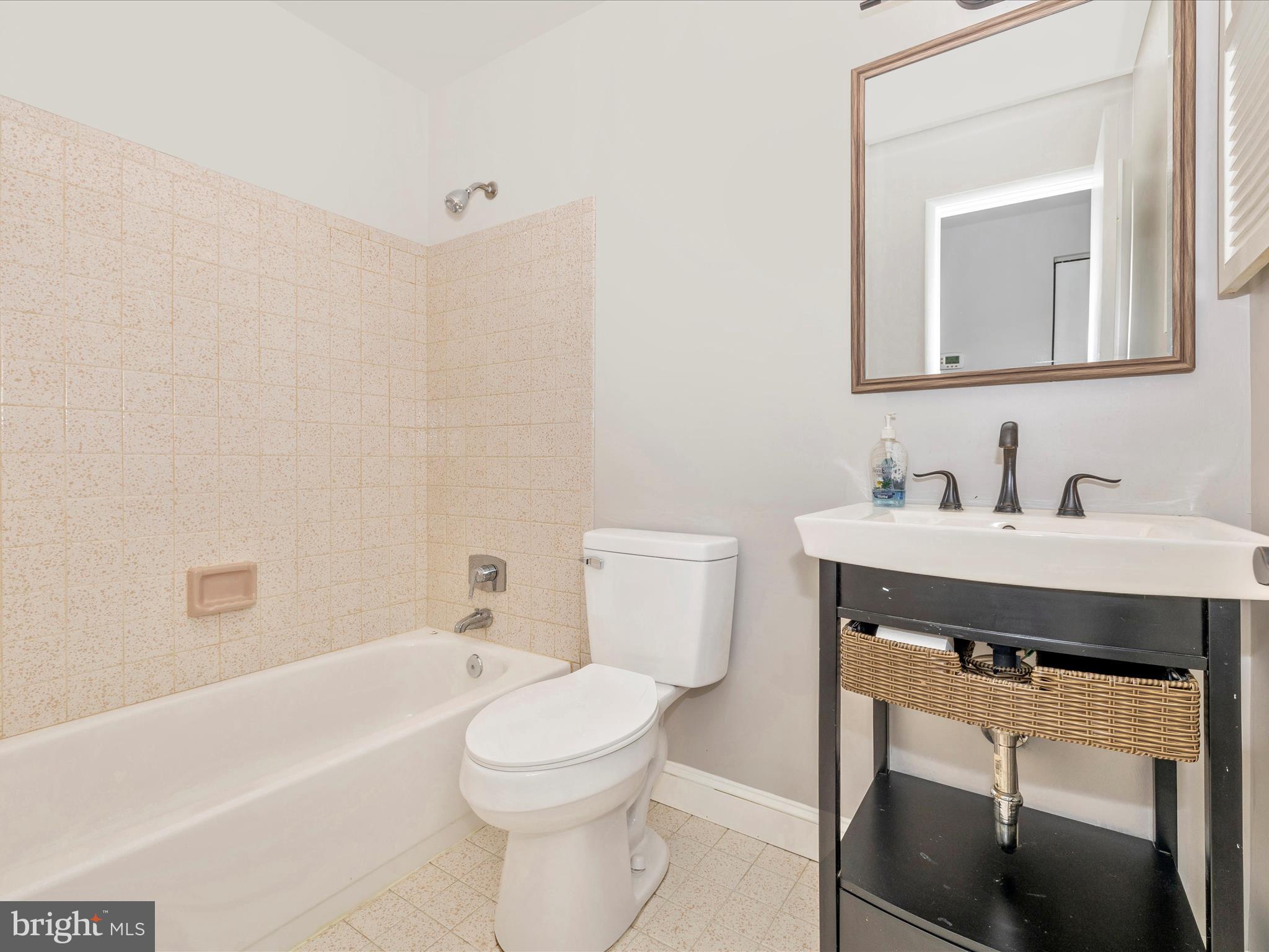 LOCH HAVEN - Residential