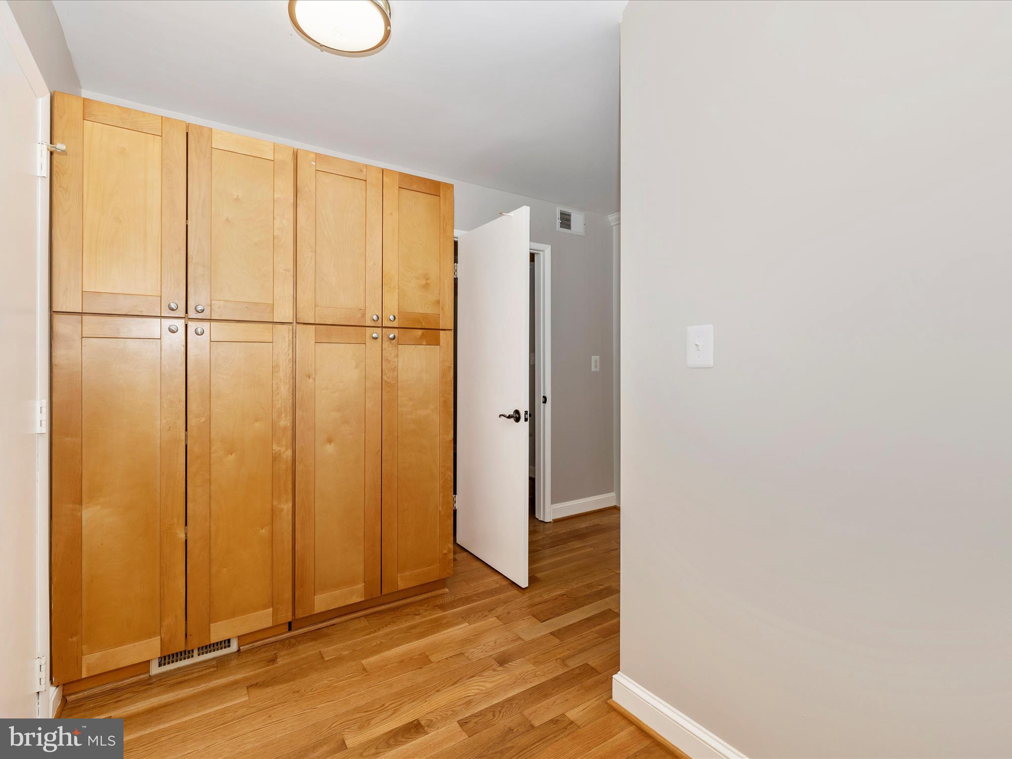 LOCH HAVEN - Residential