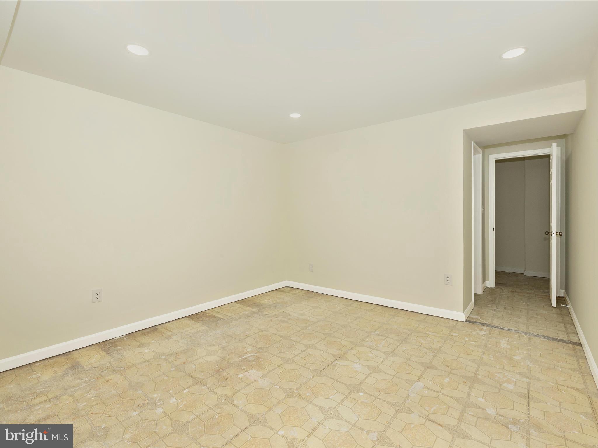 LOCH HAVEN - Residential