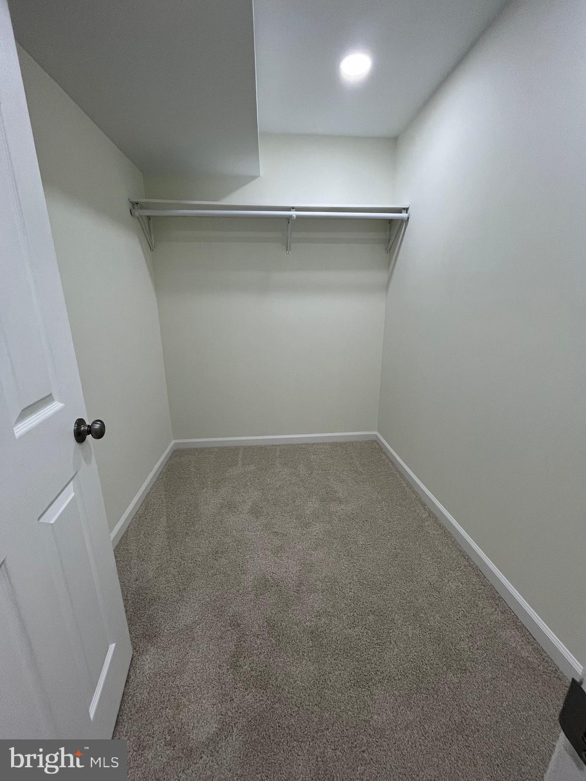 LOCH HAVEN - Residential