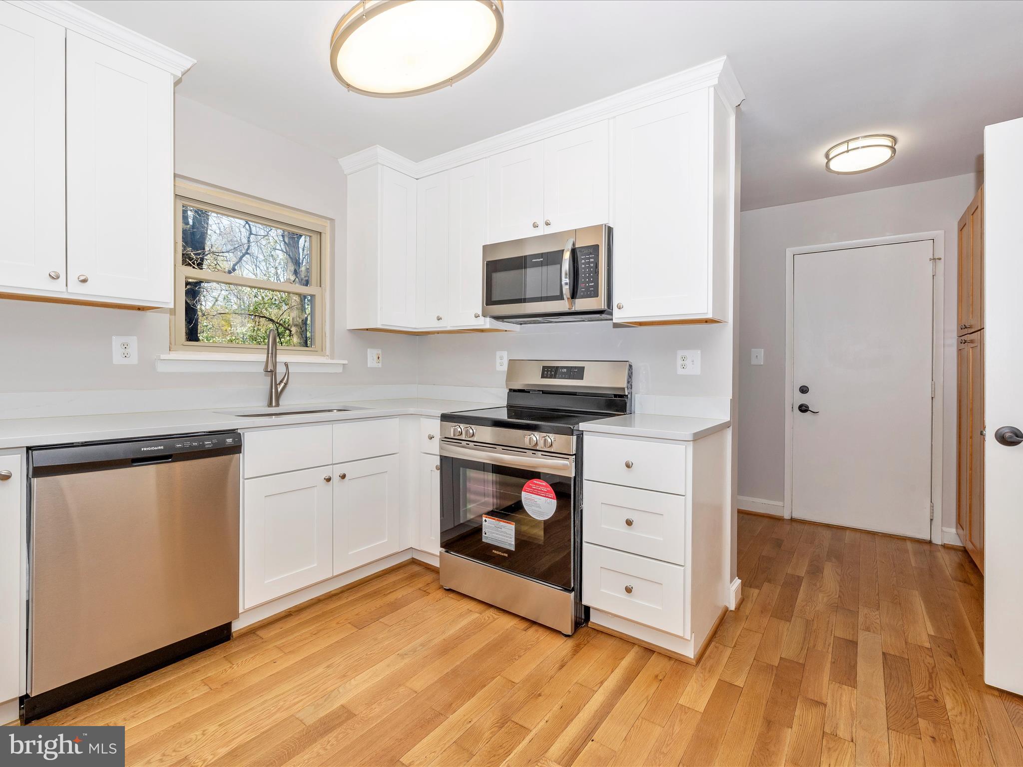 LOCH HAVEN - Residential