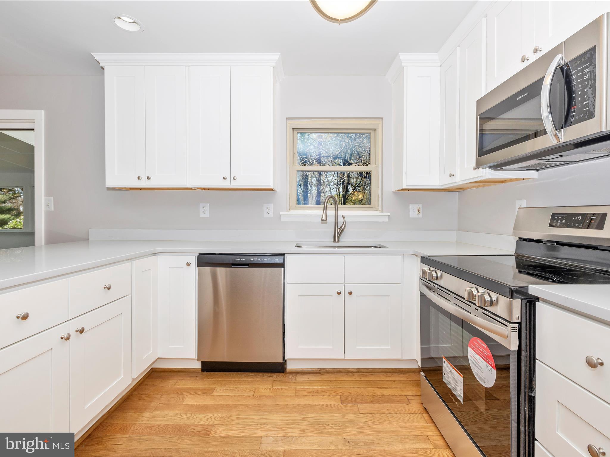 LOCH HAVEN - Residential