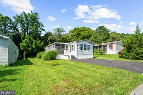 62 Ashford Lane, Hereford, PA MLS: PABK2060658