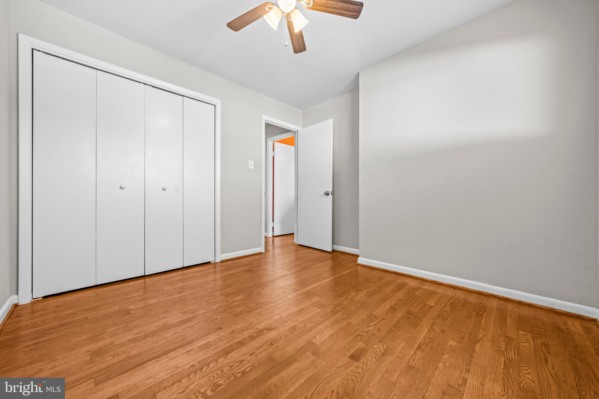 MURRAY HILL - Residential