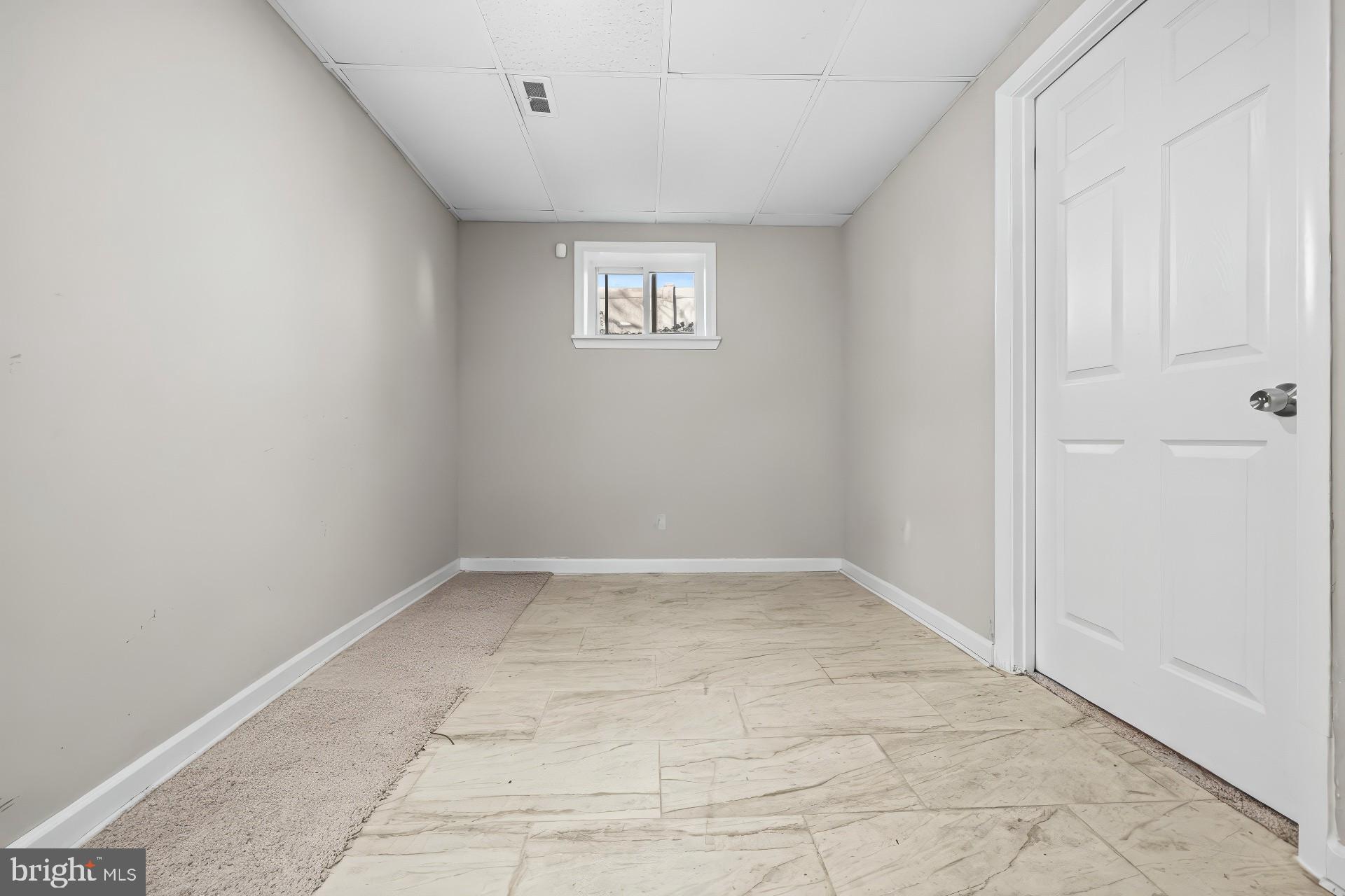 MURRAY HILL - Residential