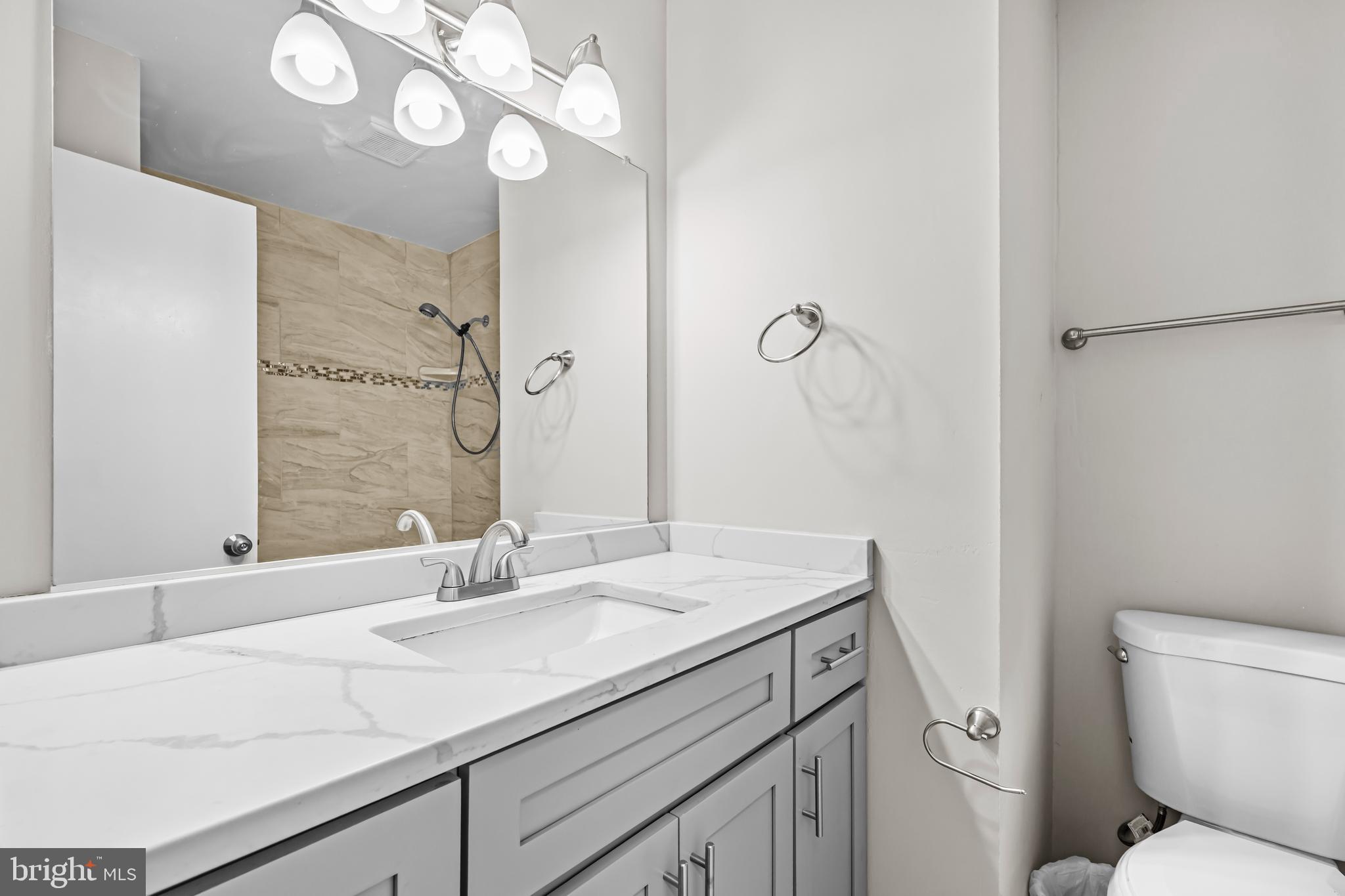 MURRAY HILL - Residential