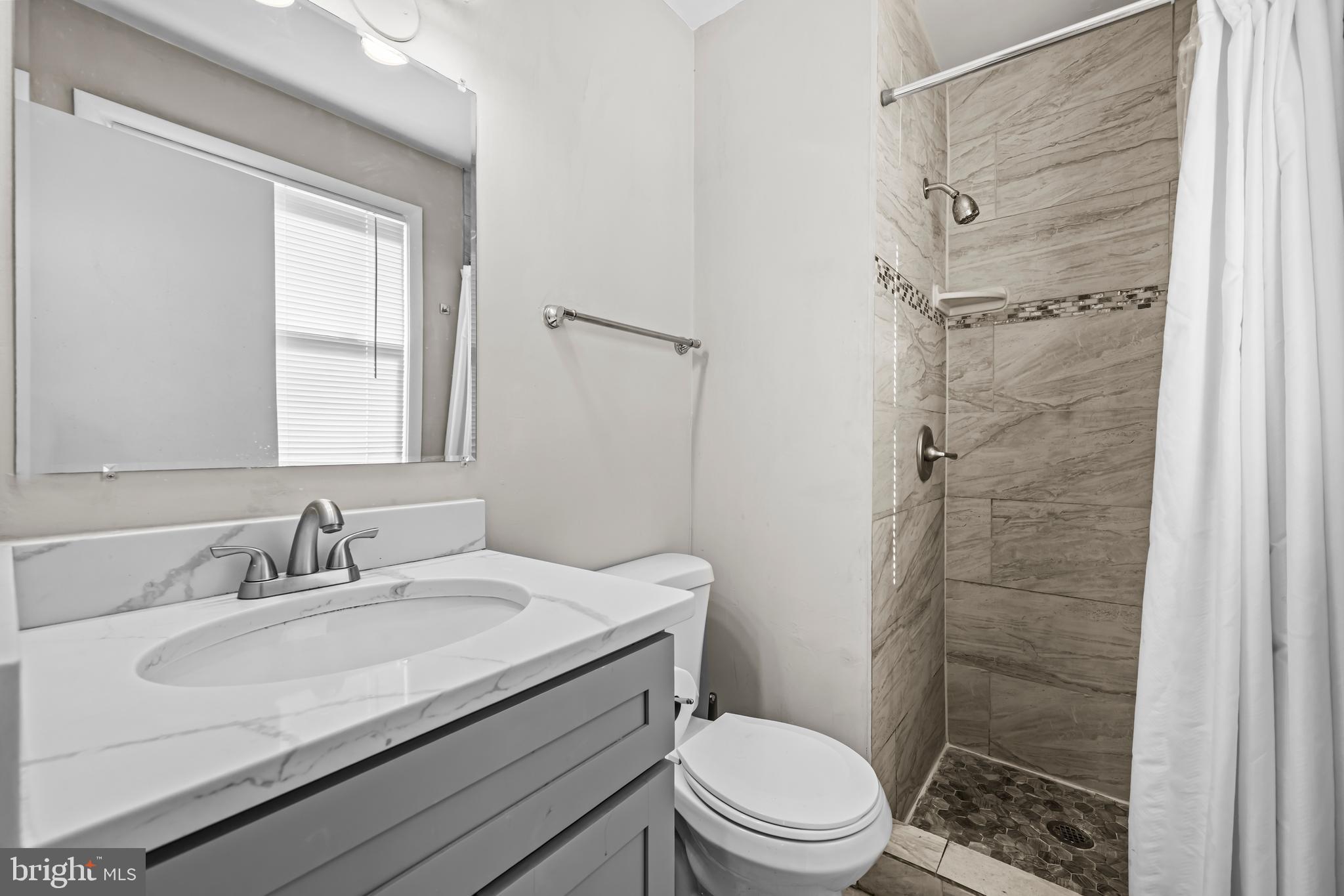 MURRAY HILL - Residential