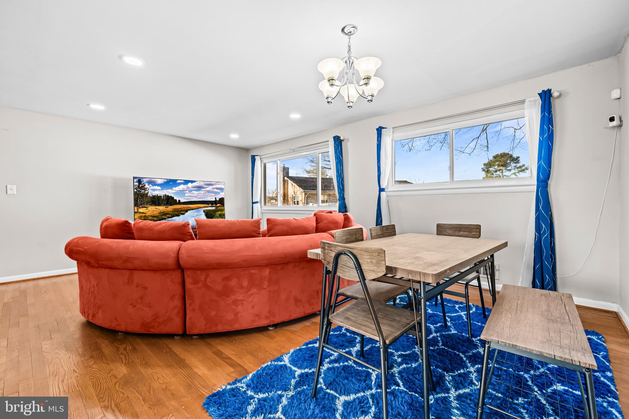 MURRAY HILL - Residential