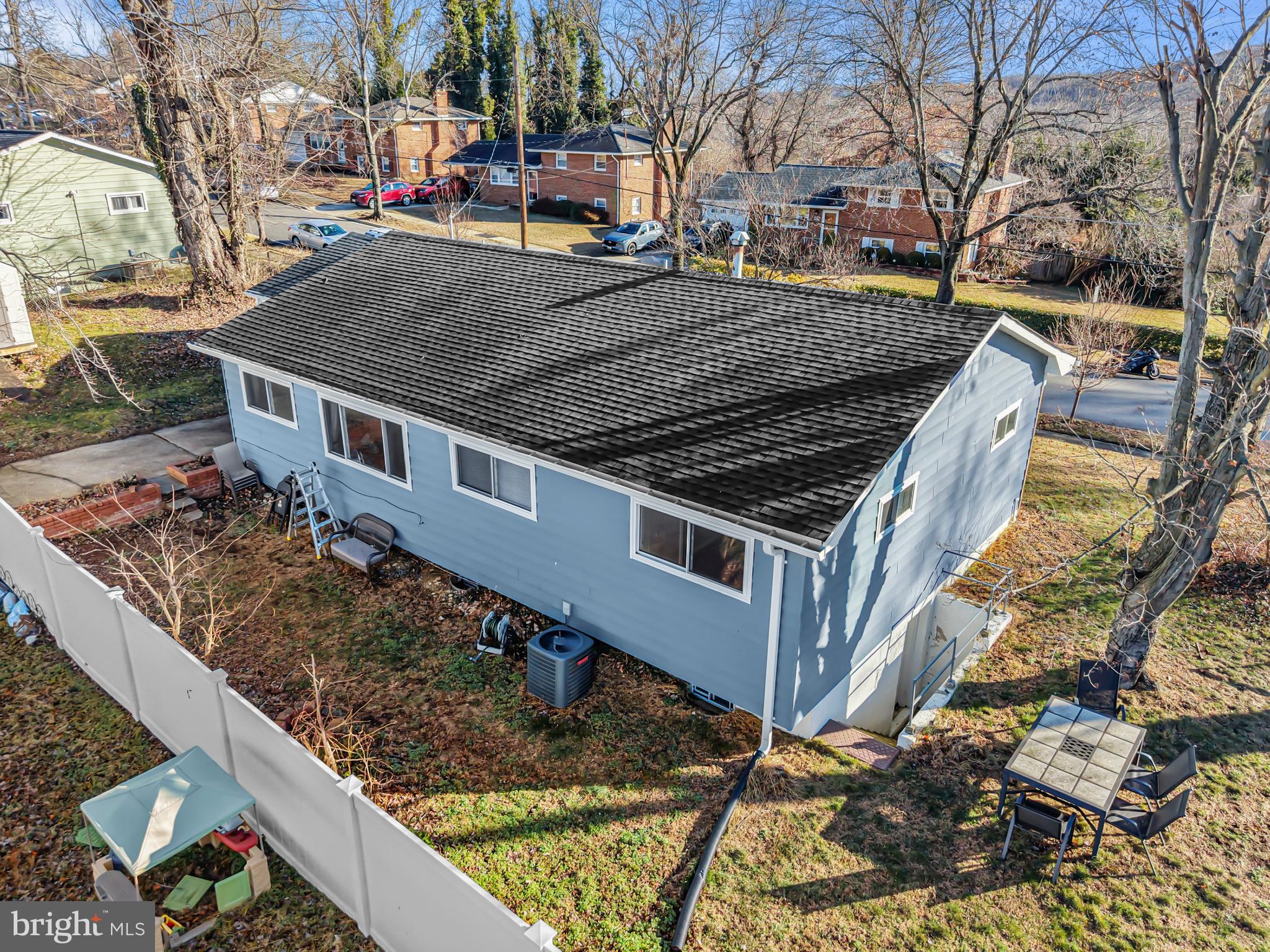 MURRAY HILL - Residential