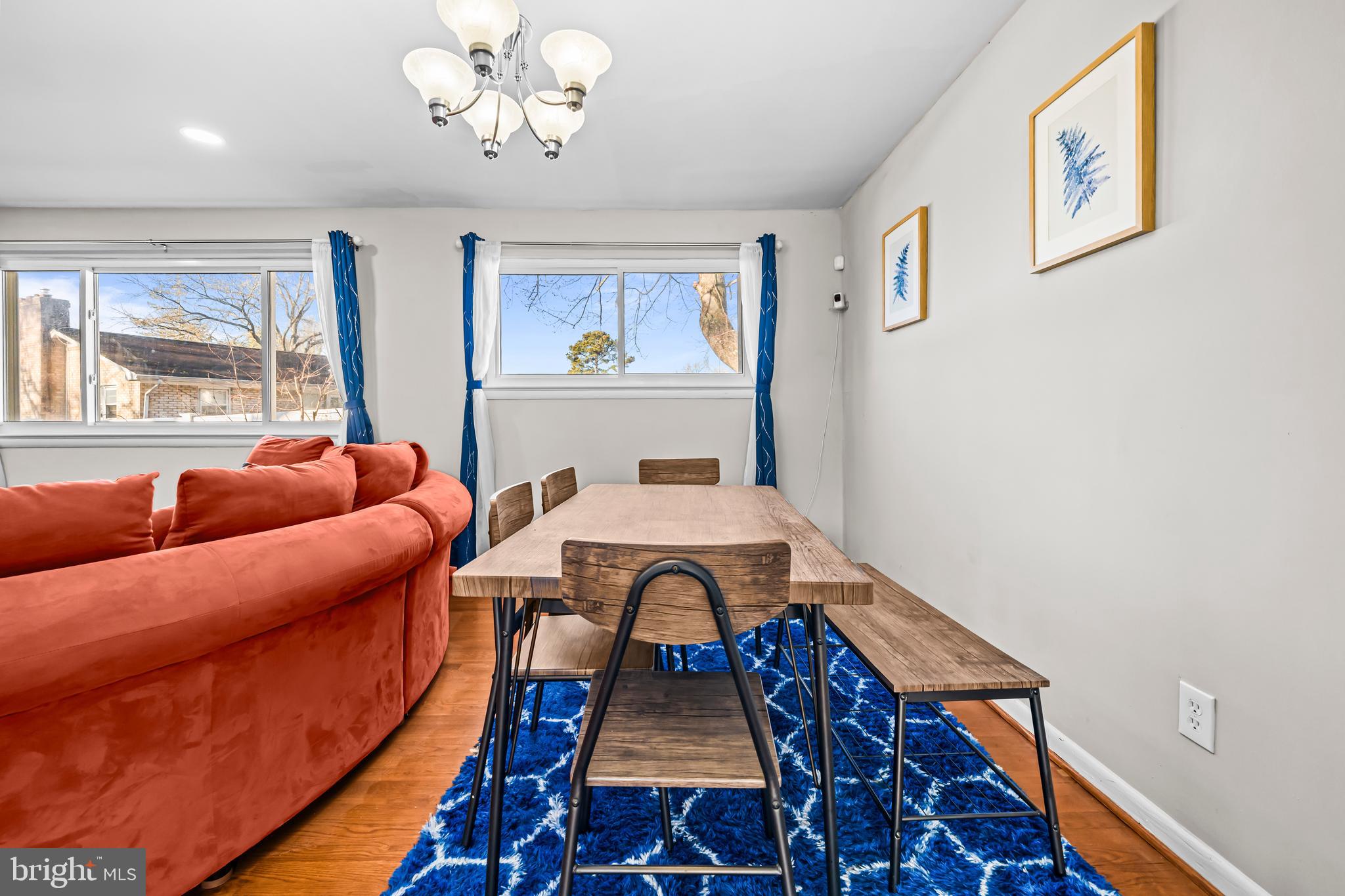 MURRAY HILL - Residential