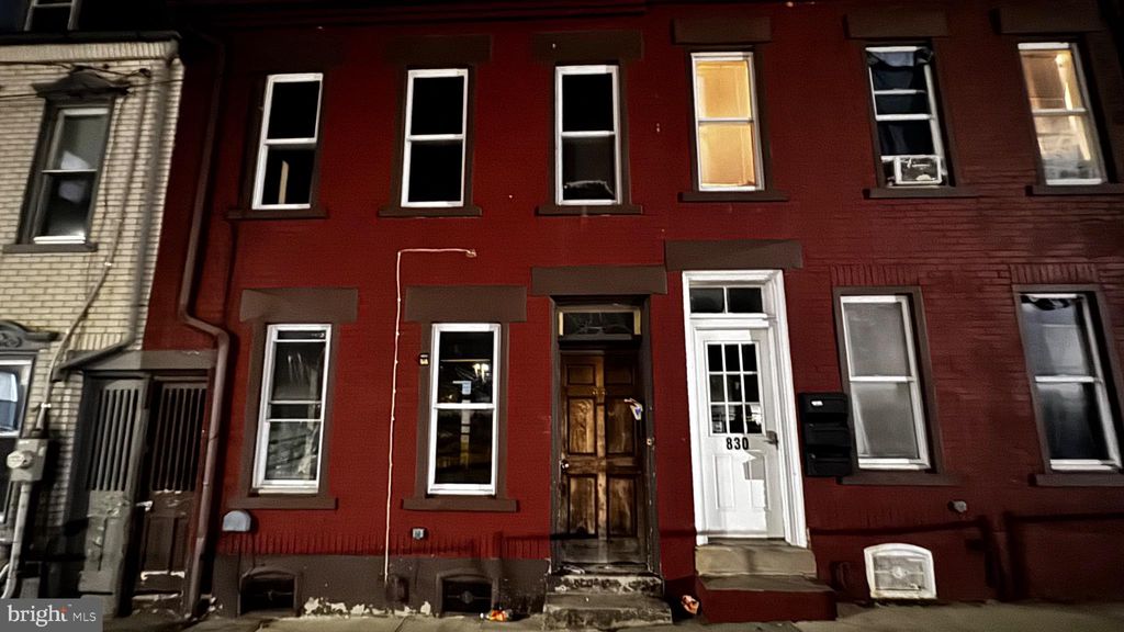 Photo of 828 Chestnut Street, ALLENTOWN, PA 18102 (MLS # PALH2014162)