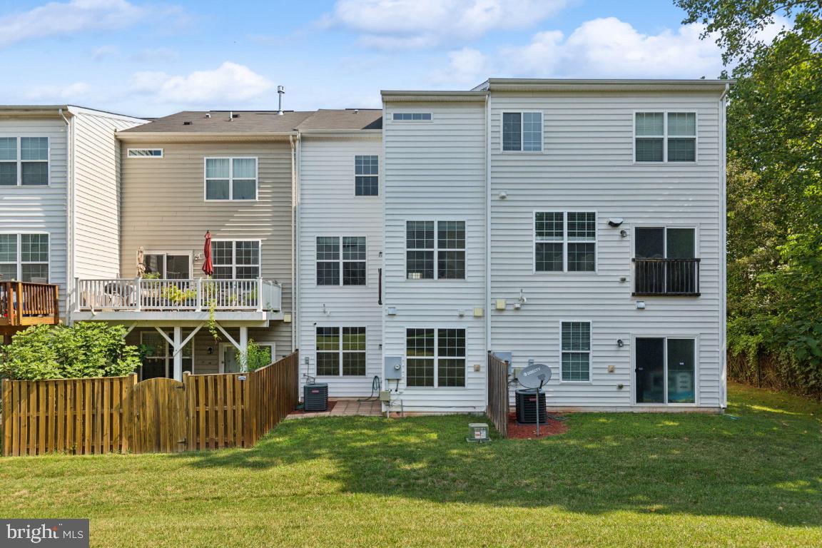 DOMINION CROSSING - Residential