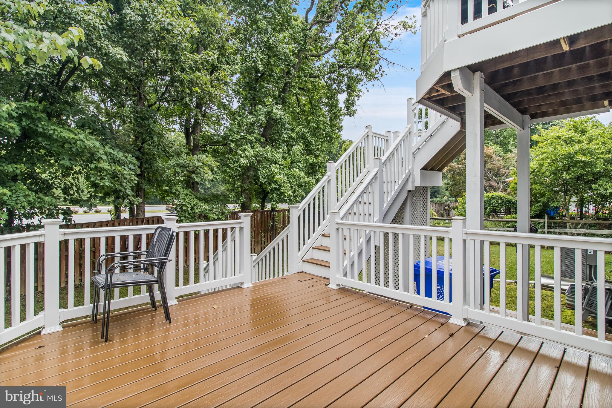 5086 BLUEHEAD COURT