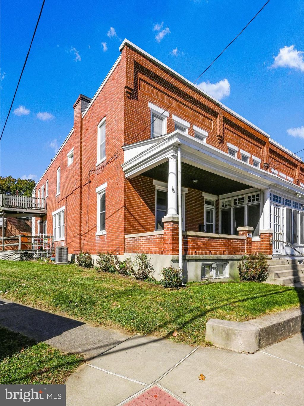 Photo of 700 N Pine Street, LANCASTER, PA 17603 (MLS # PALA2059088)
