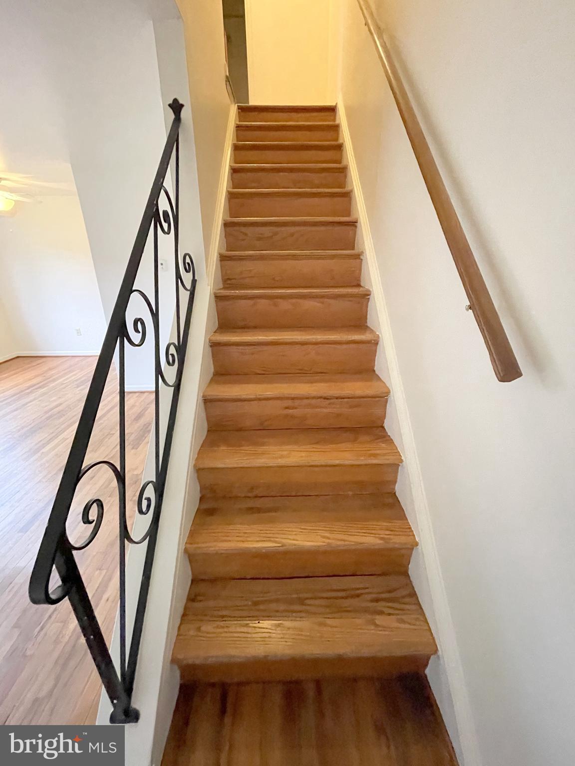 NORTHSIDE TOWNHOUSE APARTMENTS - Residential Lease