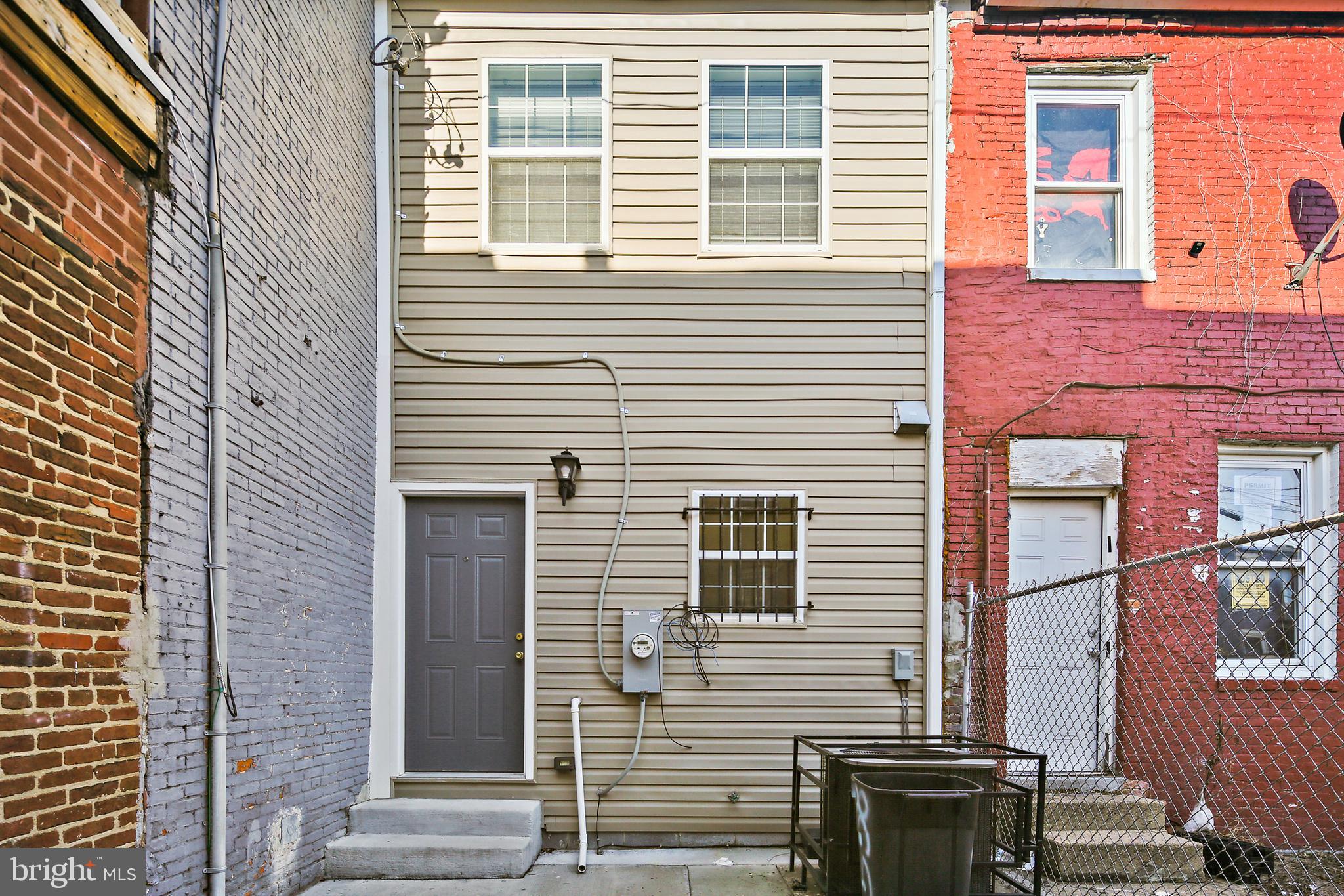 SANDTOWN-WINCHESTER - Residential