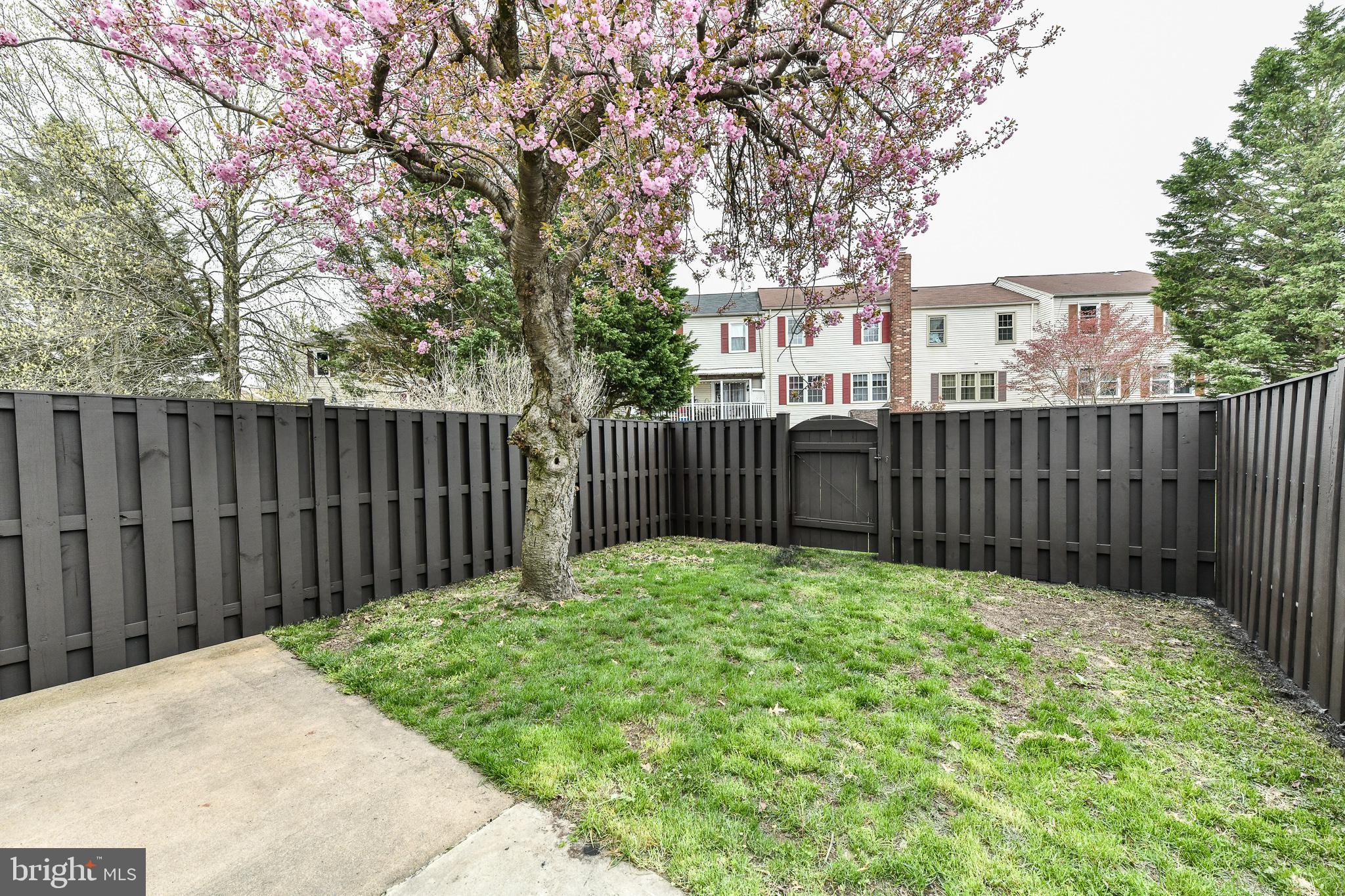 TRALEE - Residential Lease