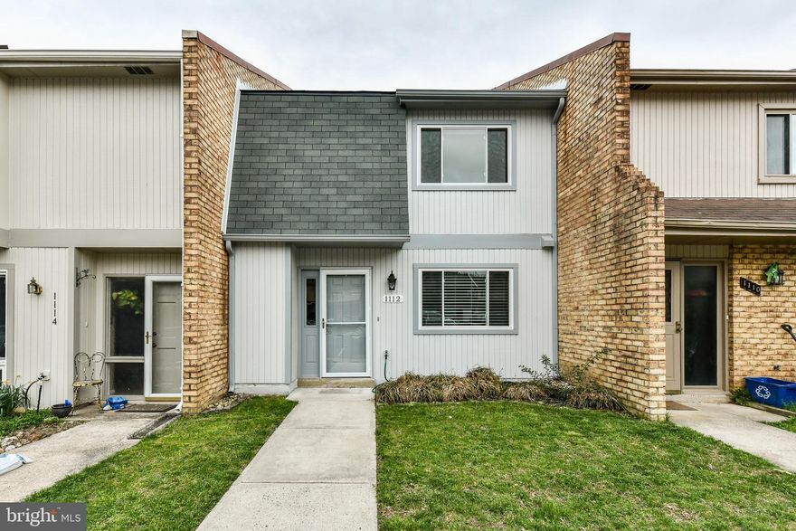 Absolutely stunning TH in the Heart of Herndon*Seconds from Herndon Golf course and the W & OD Trail...a bike riders dream*Updates galore*FULLY remodeled kitchen: Newer LG Stainless Steel Appliances, Cabinets and kitchen floor. Newer carpet thru-out*remodeled bathrooms. Two assigned parking spaces numbered 1112*Fully fenced backyard with attached storage*Pets, case-by-case*Plenty of storage*