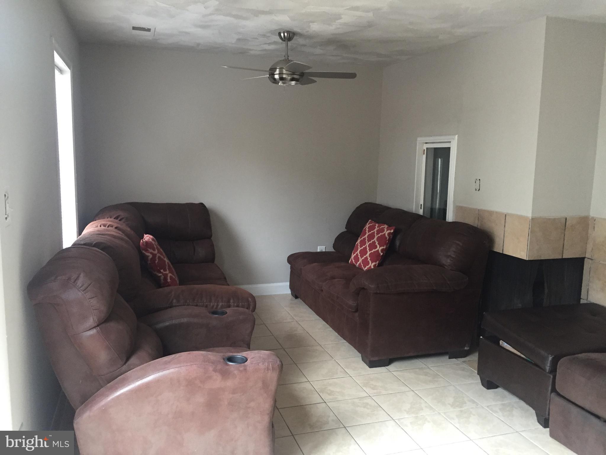 REFLECTION LAKE - Residential