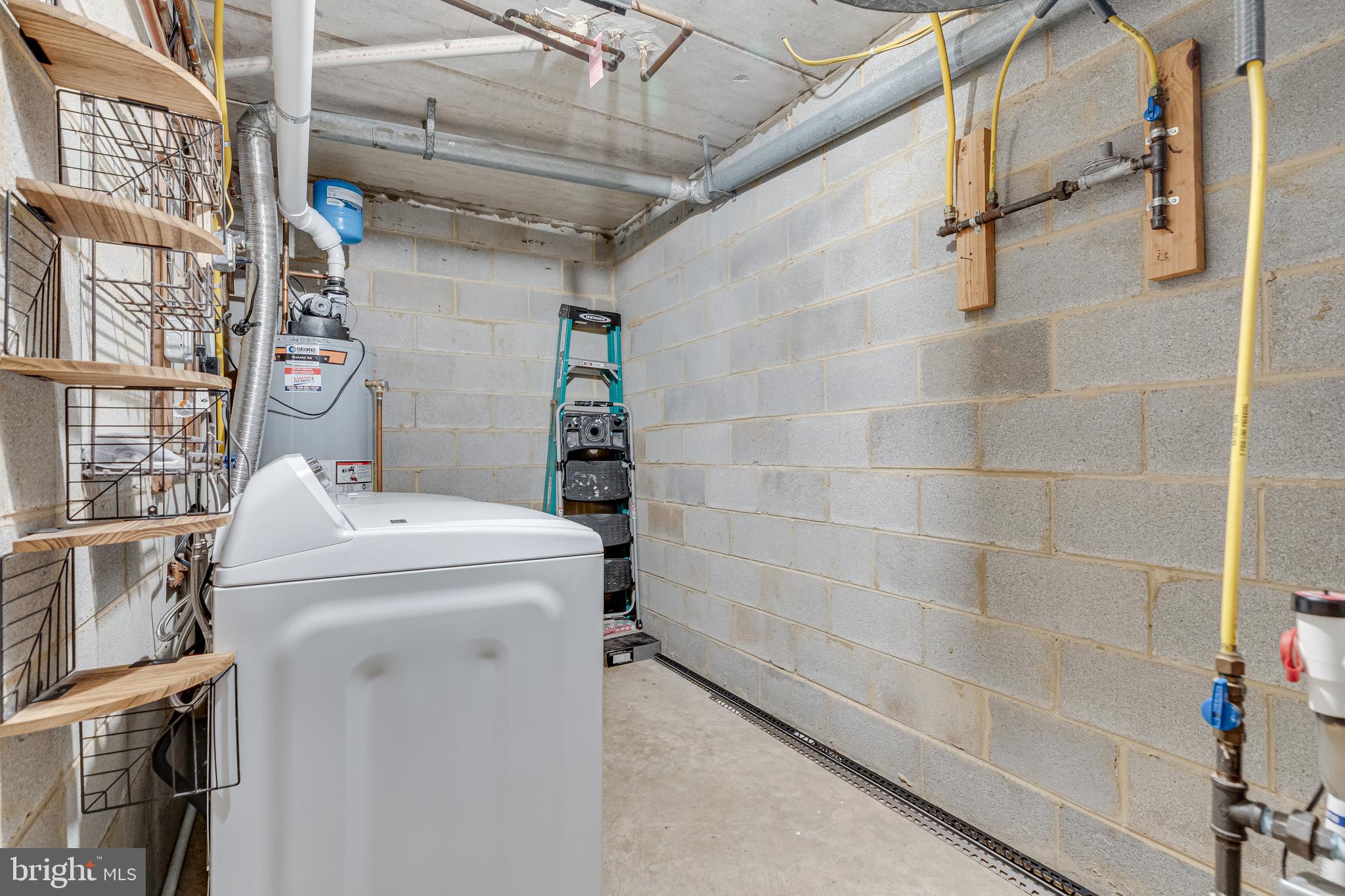 WOODWINDS - Residential