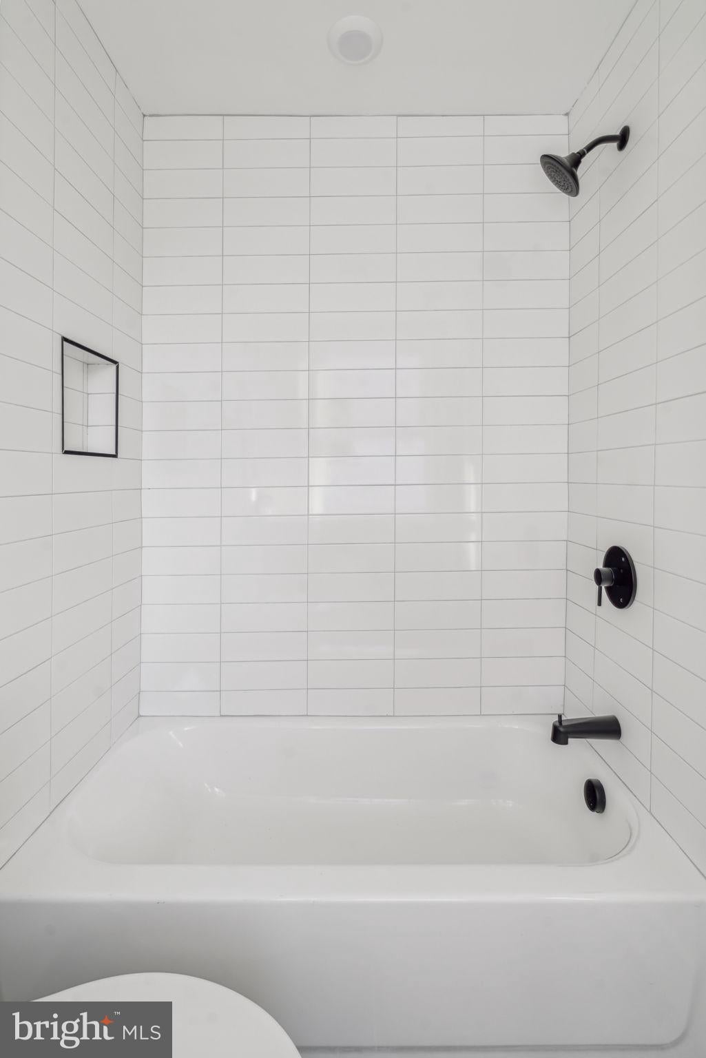 2400 W MONTGOMERY AVENUE 8