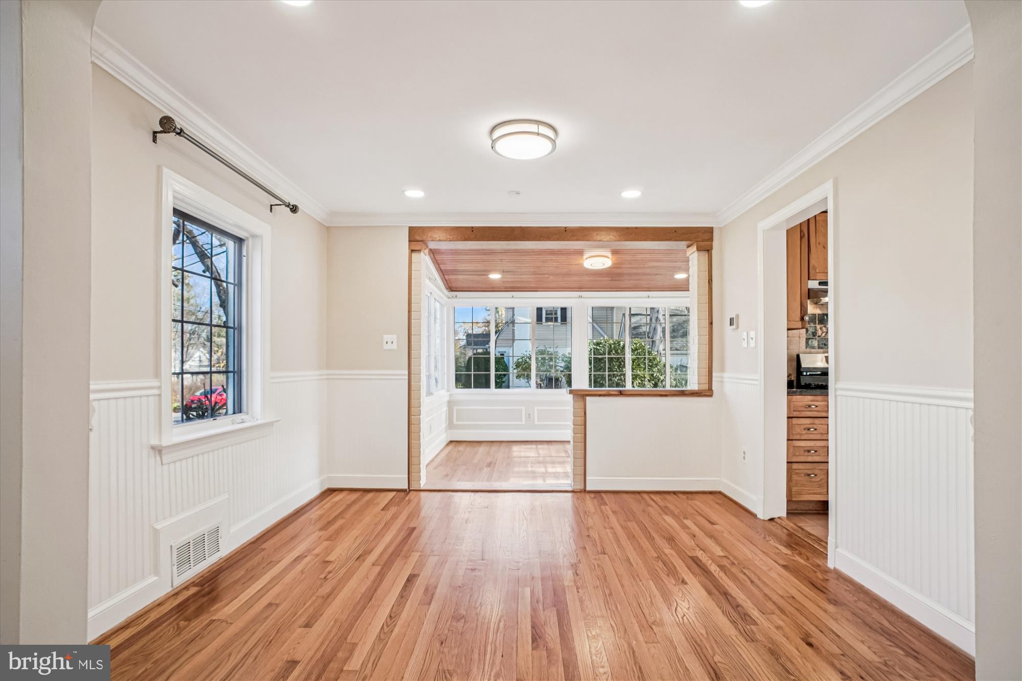 1110 JACKSON COURT