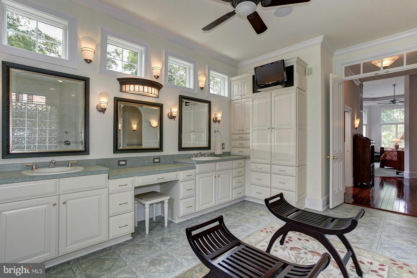 FRIDAY CREEK ESTATES - Residential