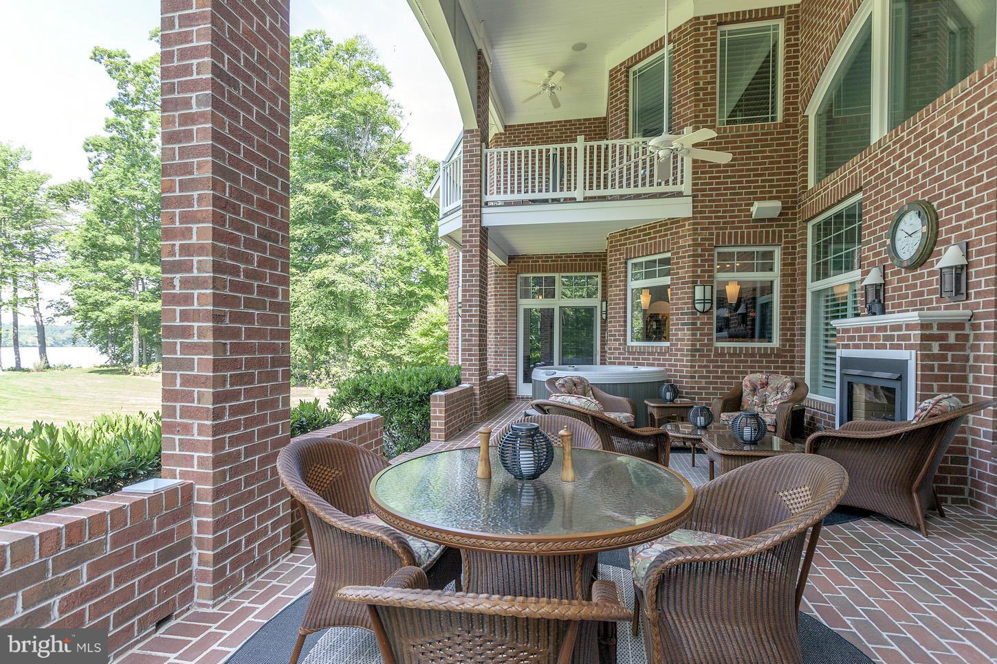 FRIDAY CREEK ESTATES - Residential