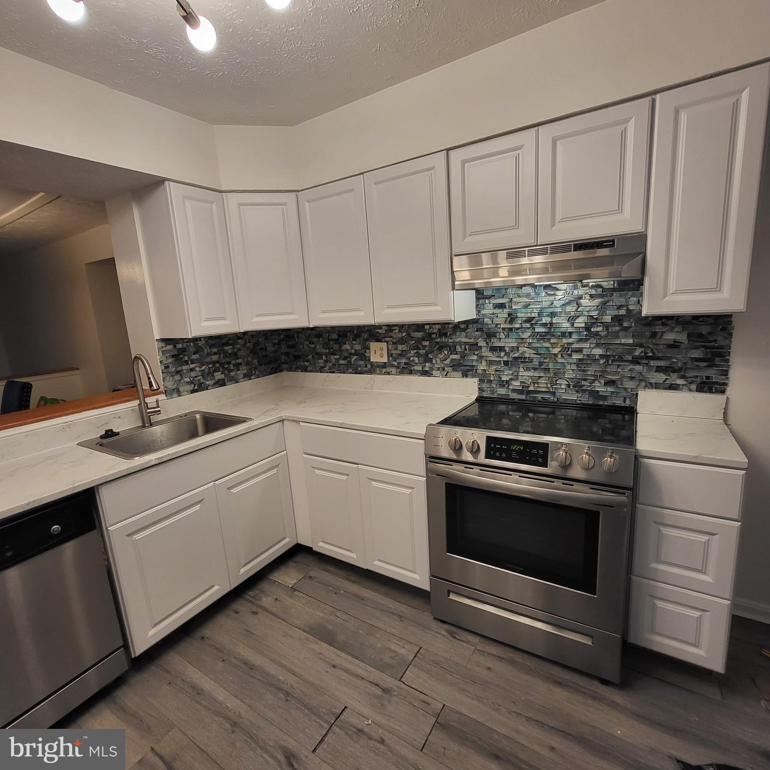 GILMER WOODS - Residential