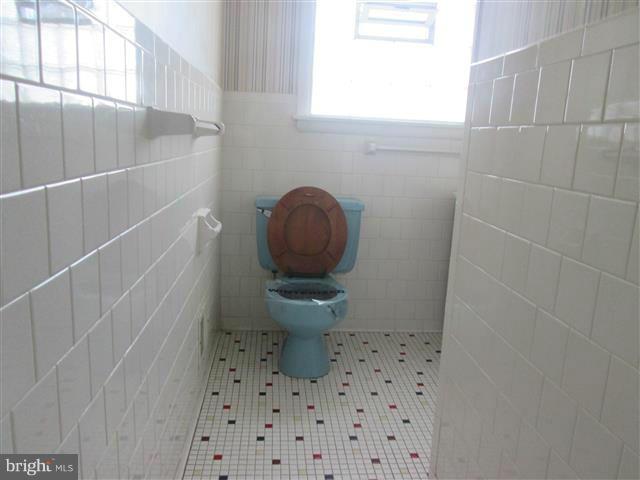 HOMESTEAD VILLAGE - Residential